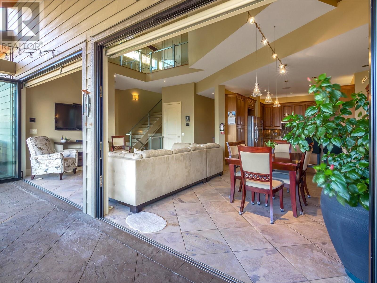 2871 Partridge Drive, Penticton, British Columbia  V2A 9A9 - Photo 7 - 10347350
