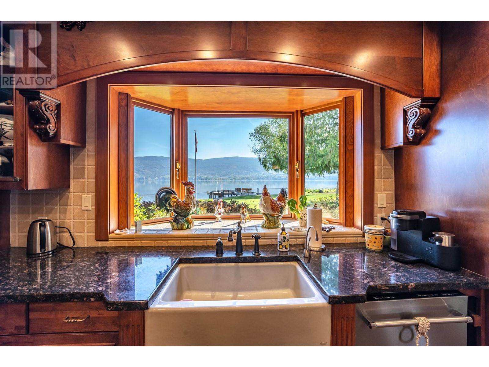 7801 Oak Avenue, Summerland, British Columbia  V0H 1Z9 - Photo 13 - 10347786
