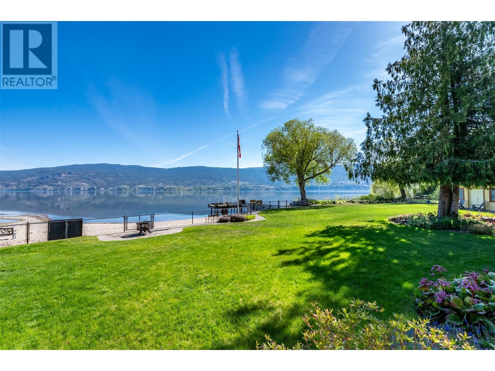 7801 Oak Avenue, Summerland, British Columbia  V0H 1Z9 - Photo 6 - 10347786