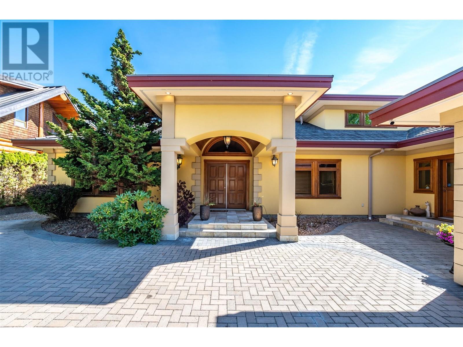 7801 Oak Avenue, Summerland, British Columbia  V0H 1Z9 - Photo 9 - 10347786