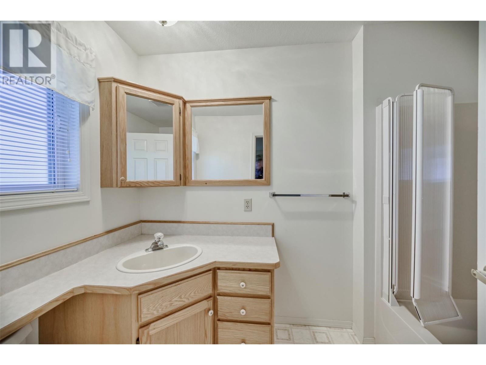 16 Killdeer Place, Osoyoos, British Columbia  V0H 1V5 - Photo 11 - 10346973