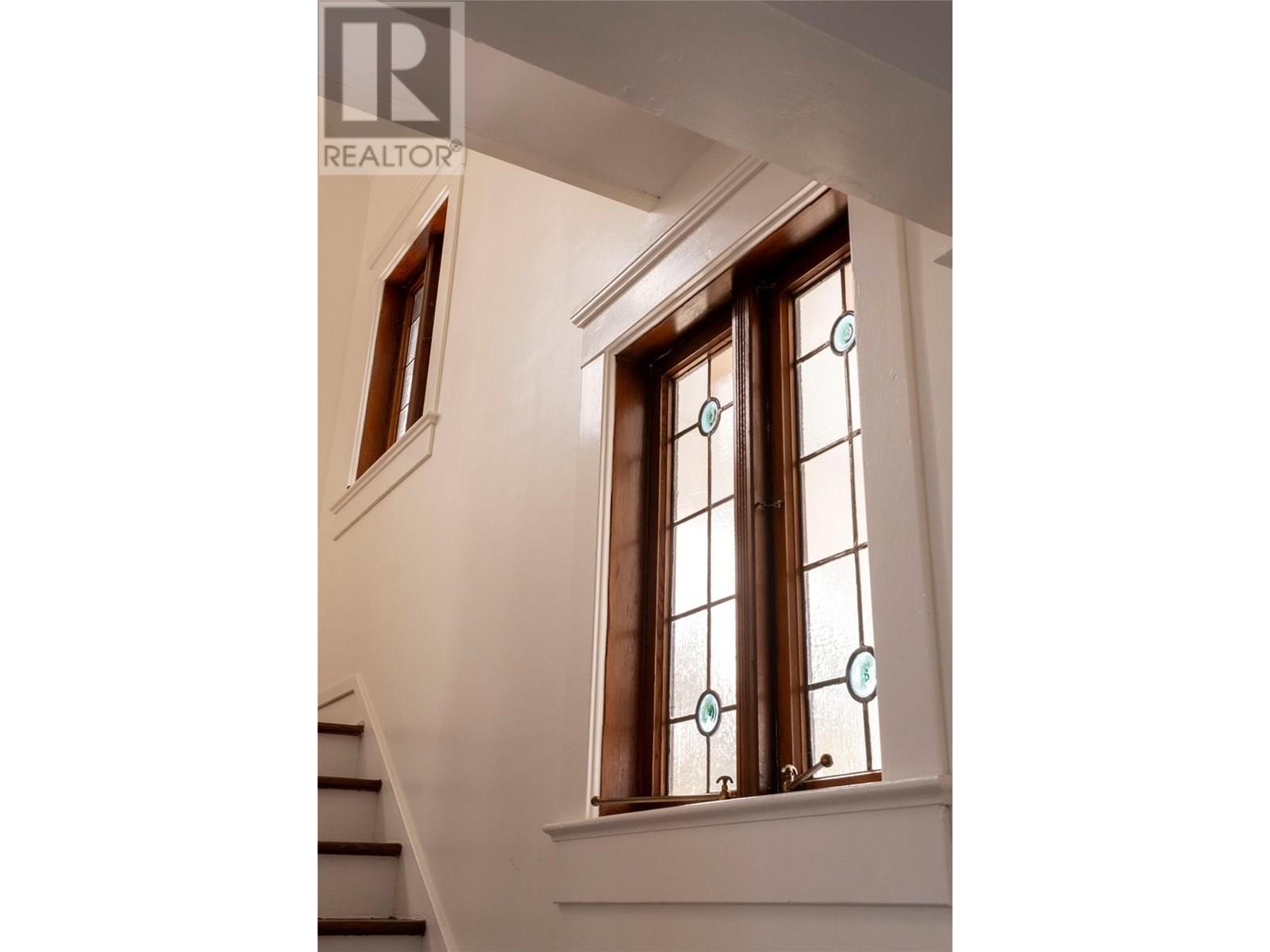 1345 Spokane Street, Rossland, British Columbia  V0G 1Y0 - Photo 15 - 10346634