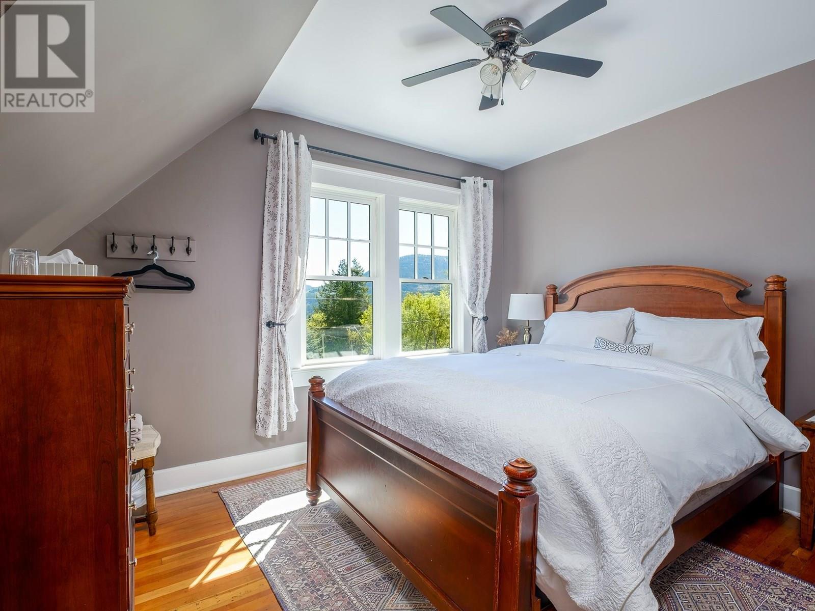 1345 Spokane Street, Rossland, British Columbia  V0G 1Y0 - Photo 22 - 10346634