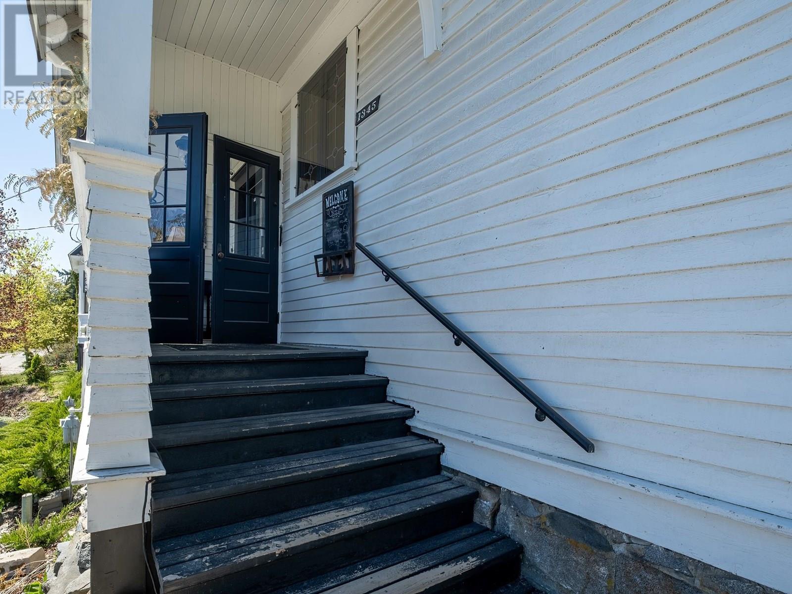 1345 Spokane Street, Rossland, British Columbia  V0G 1Y0 - Photo 33 - 10346634