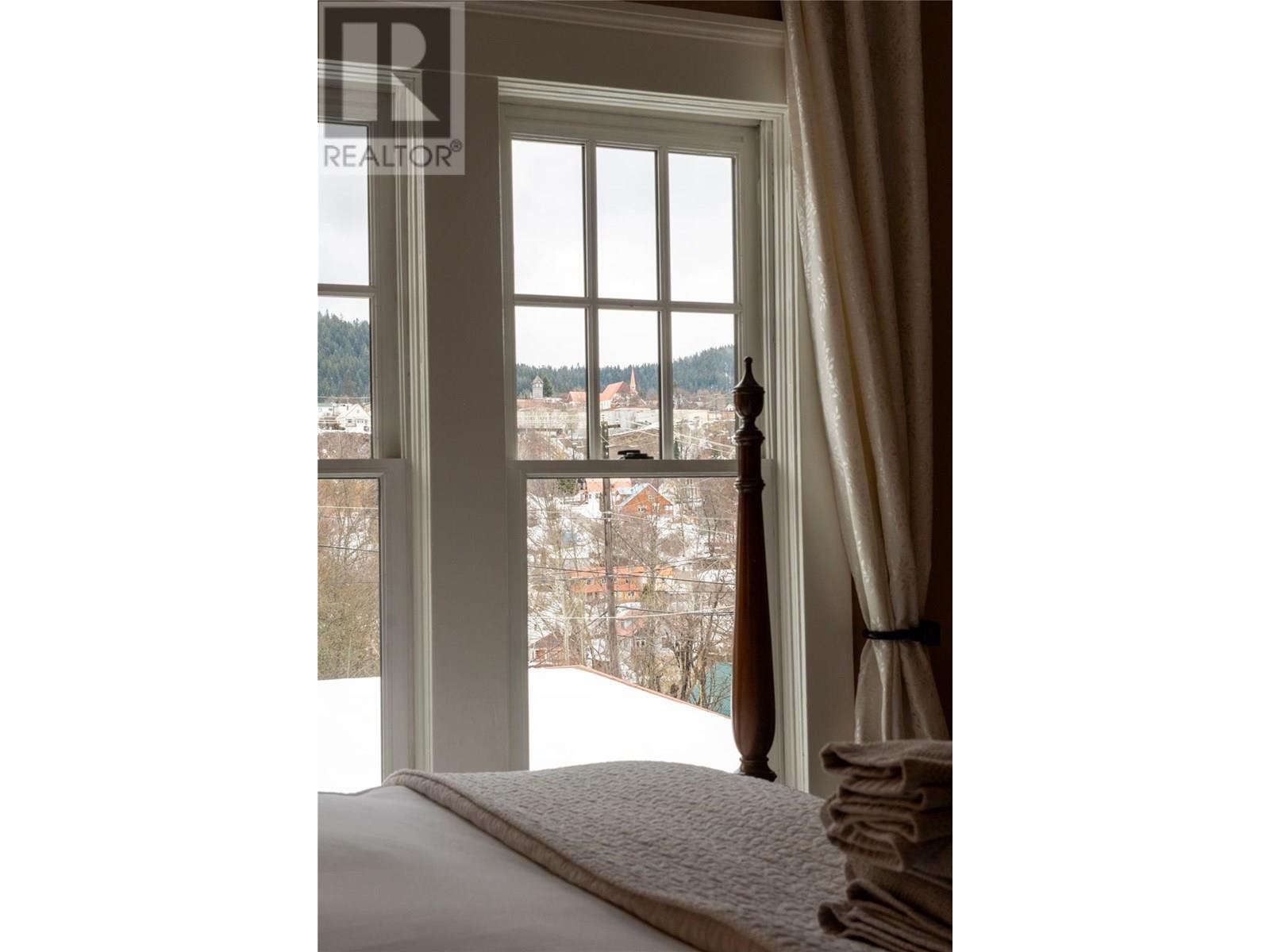 1345 Spokane Street, Rossland, British Columbia  V0G 1Y0 - Photo 34 - 10346634