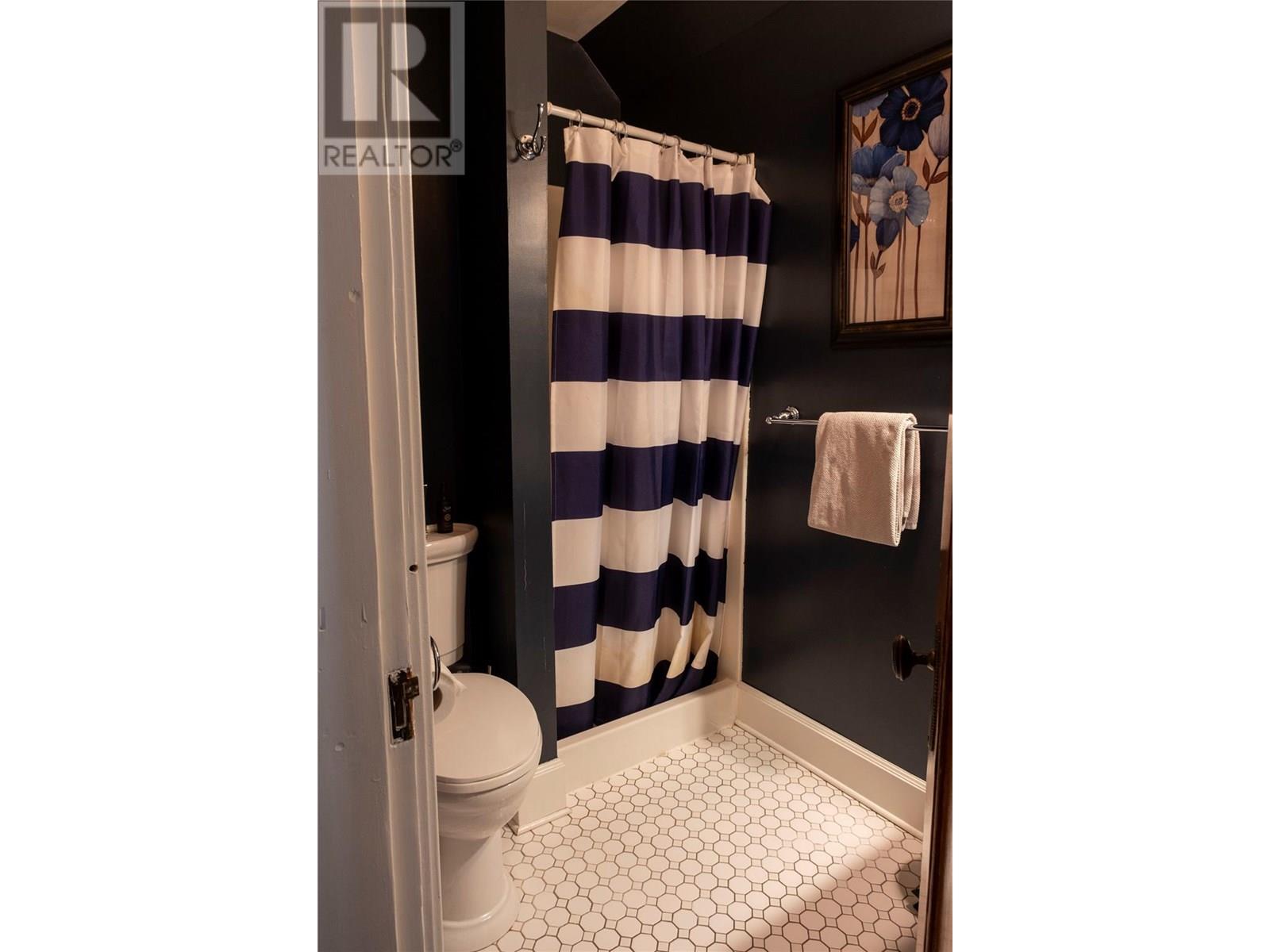 1345 Spokane Street, Rossland, British Columbia  V0G 1Y0 - Photo 35 - 10346634