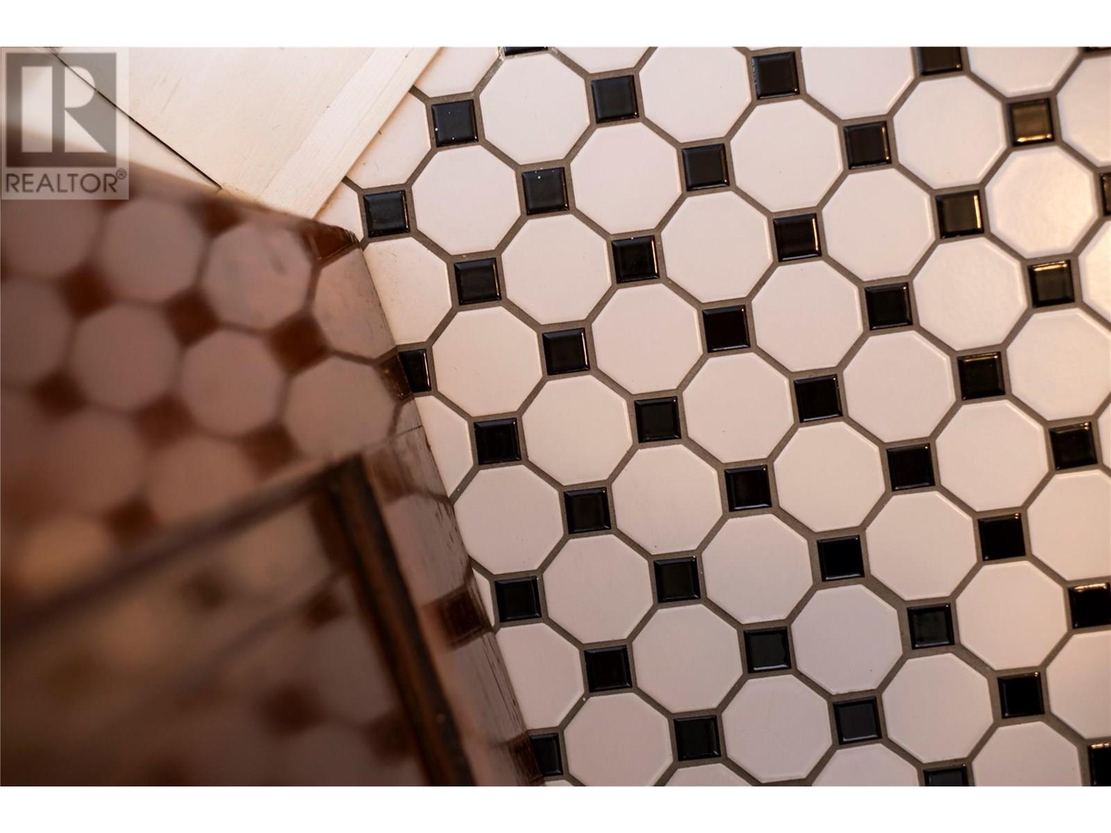 1345 Spokane Street, Rossland, British Columbia  V0G 1Y0 - Photo 39 - 10346634