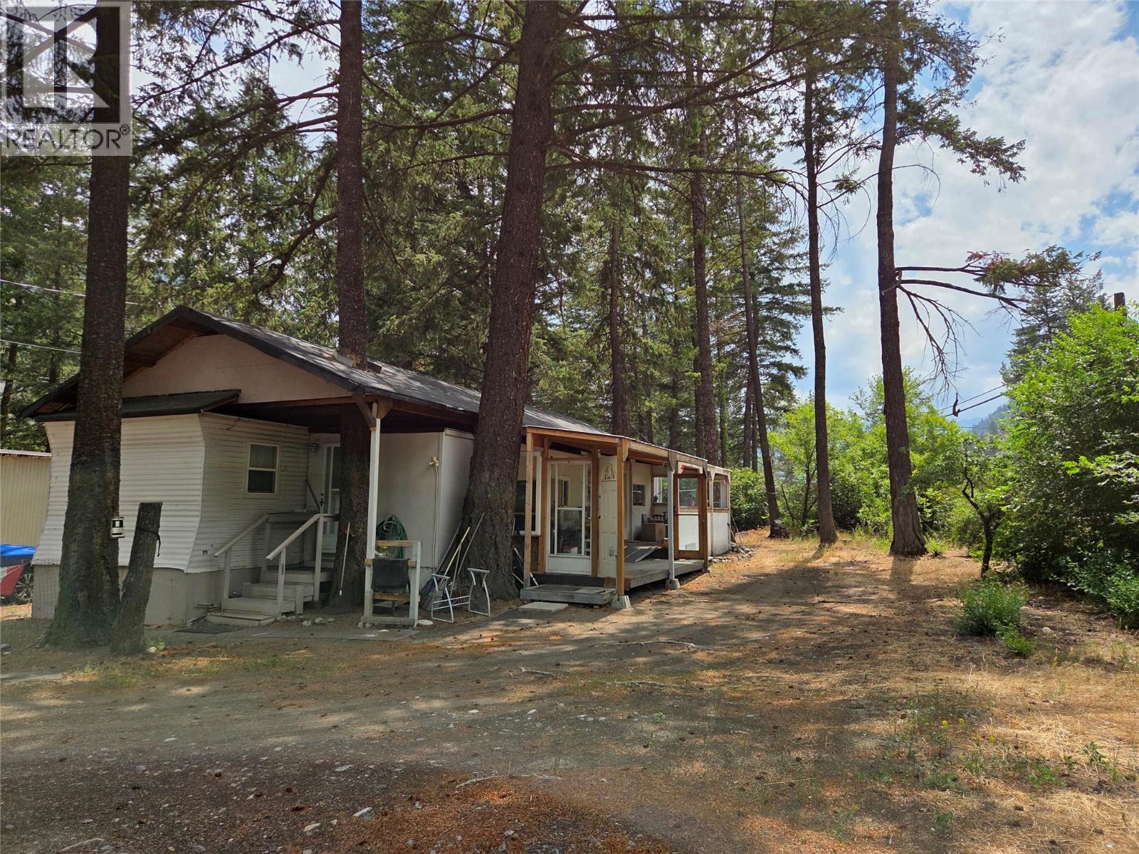 1498 Main Street Unit# 15, Olalla, British Columbia  V0X 1N6 - Photo 1 - 10347835