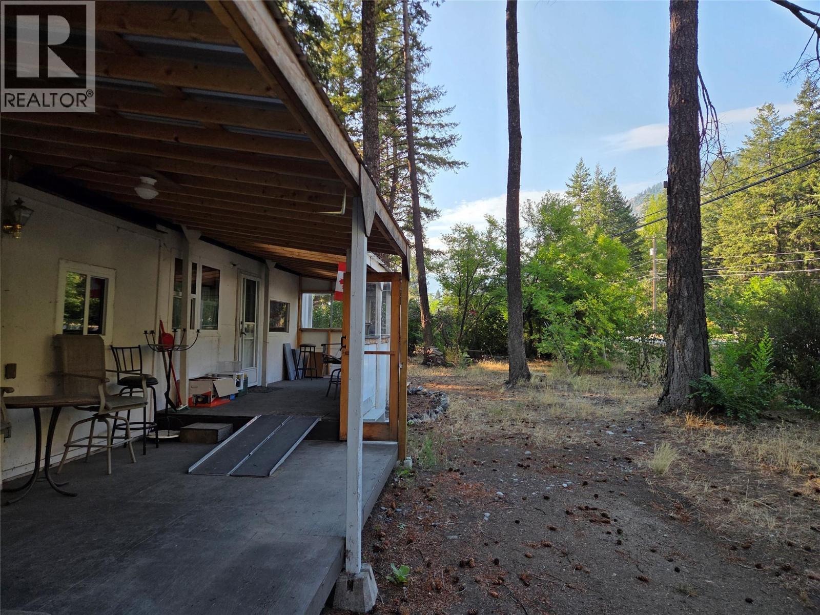 1498 Main Street Unit# 15, Olalla, British Columbia  V0X 1N6 - Photo 19 - 10347835