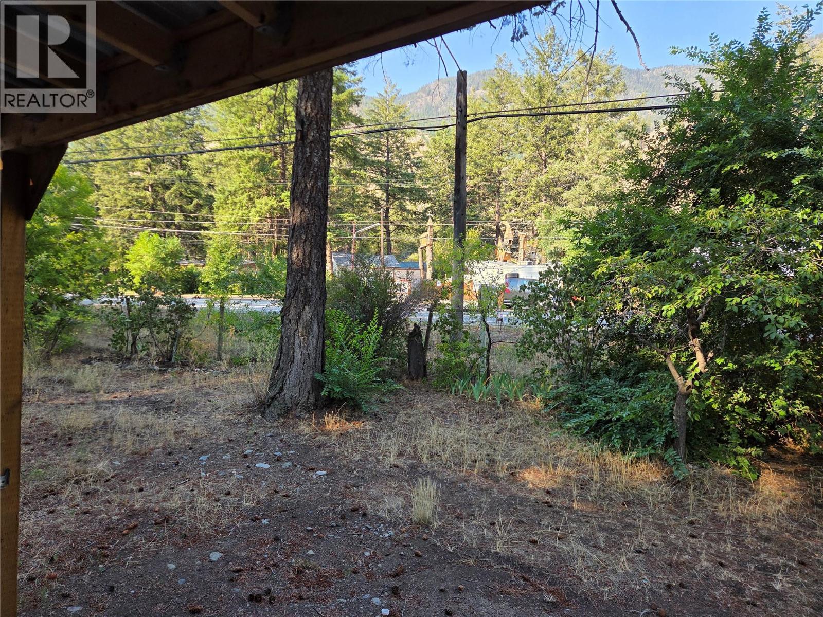 1498 Main Street Unit# 15, Olalla, British Columbia  V0X 1N6 - Photo 20 - 10347835