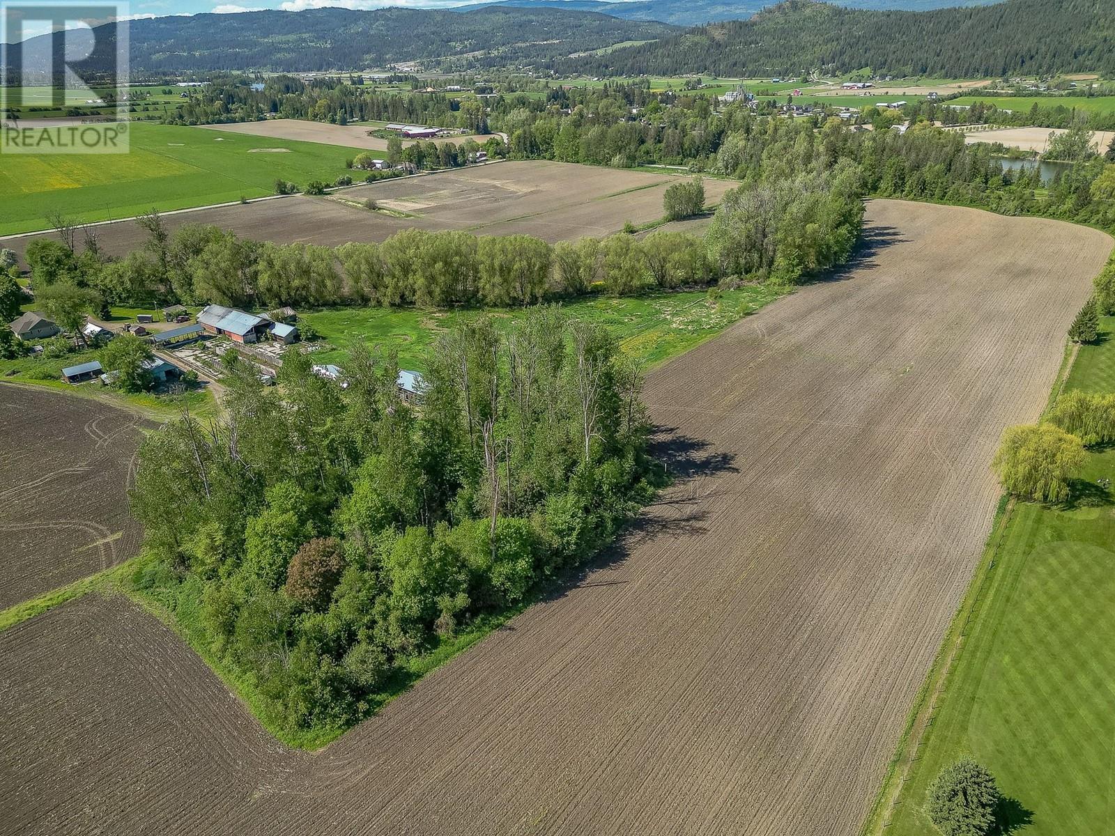 51 Monks Road, Grindrod, British Columbia  V0E 1Y0 - Photo 1 - 10347572