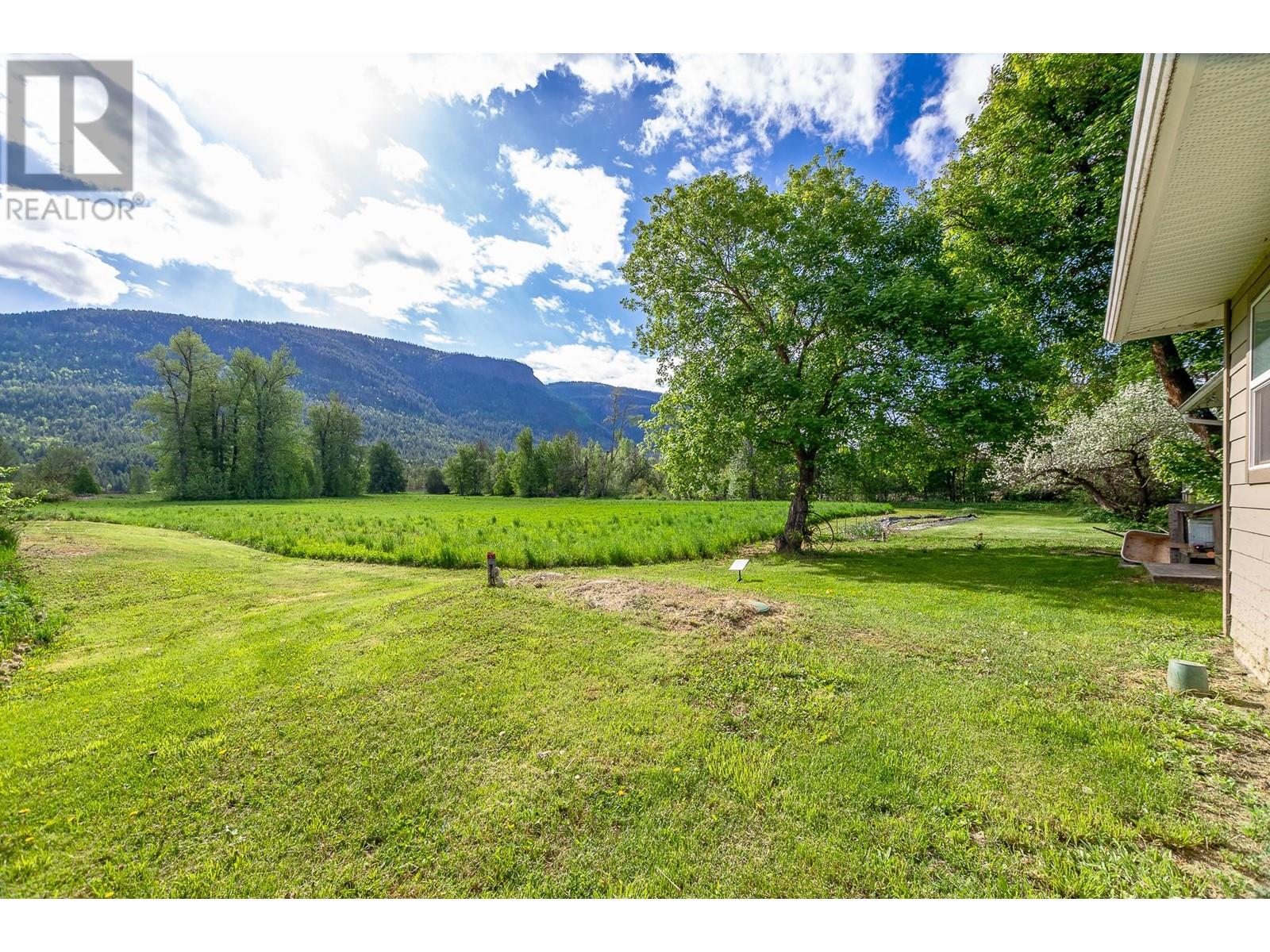 51 Monks Road, Grindrod, British Columbia  V0E 1Y0 - Photo 46 - 10347572