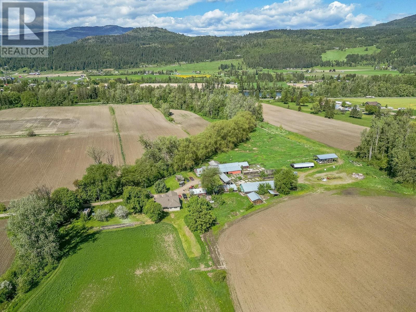 51 Monks Road, Grindrod, British Columbia  V0E 1Y0 - Photo 67 - 10347572