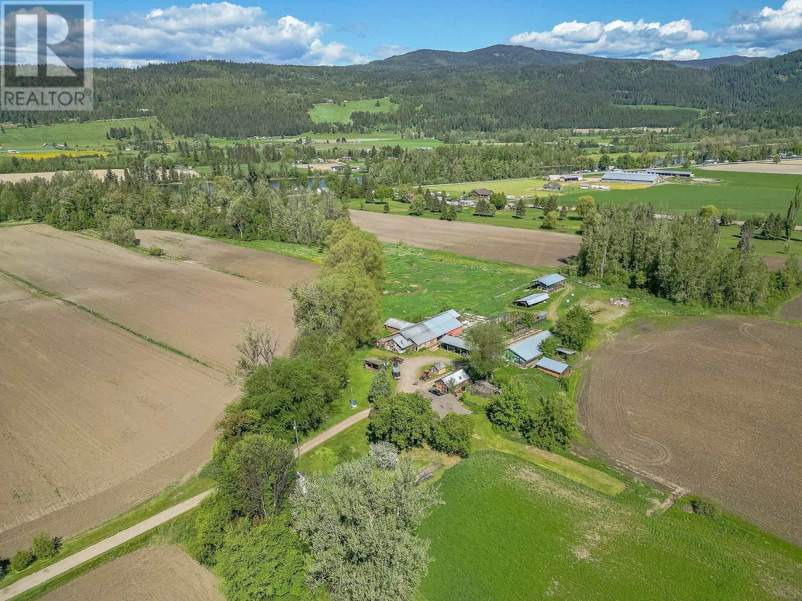 51 Monks Road, Grindrod, British Columbia  V0E 1Y0 - Photo 68 - 10347572