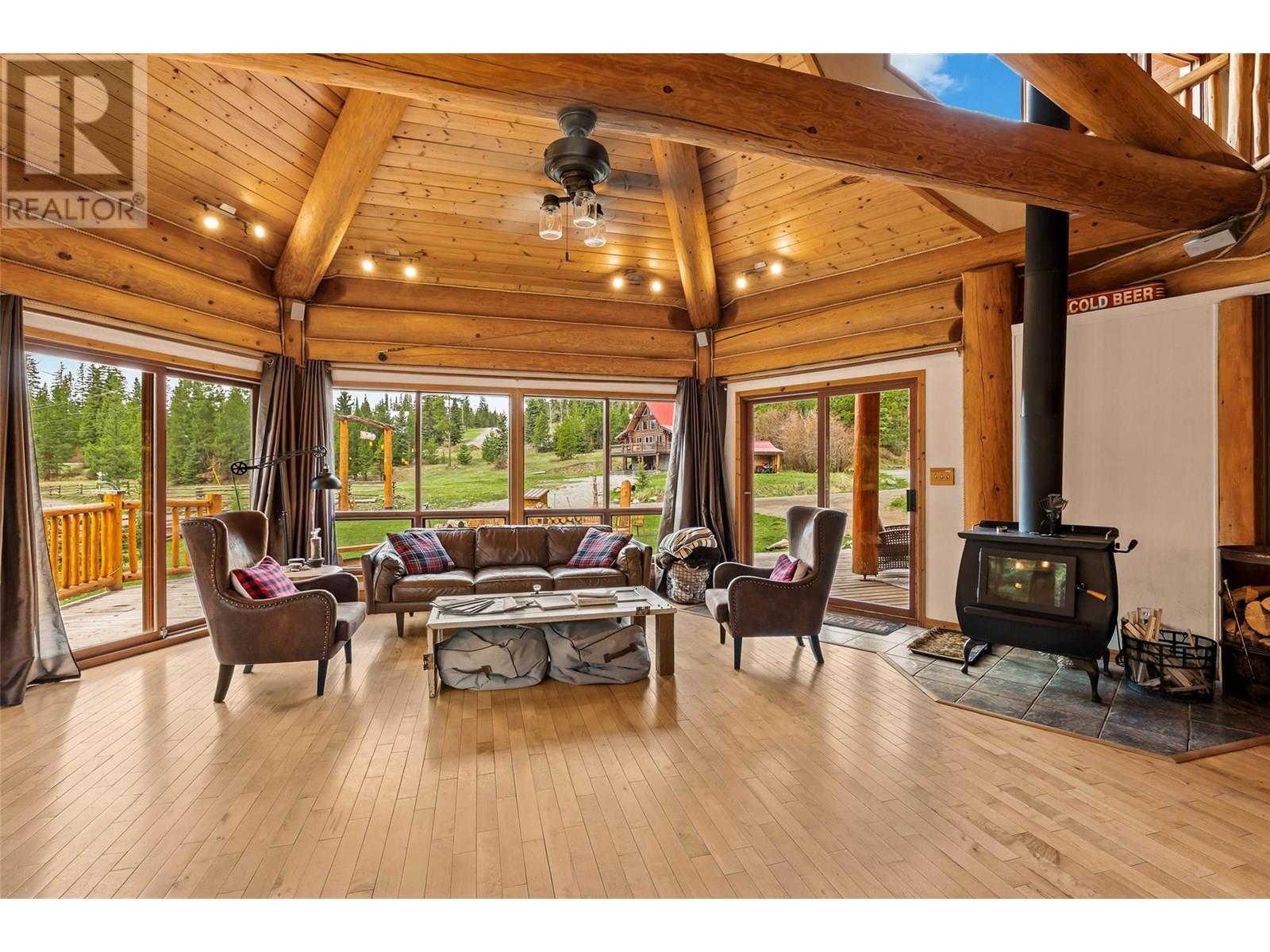 4890 Pine Ridge Way, Logan Lake, British Columbia  V0K 1W0 - Photo 10 - 10346724