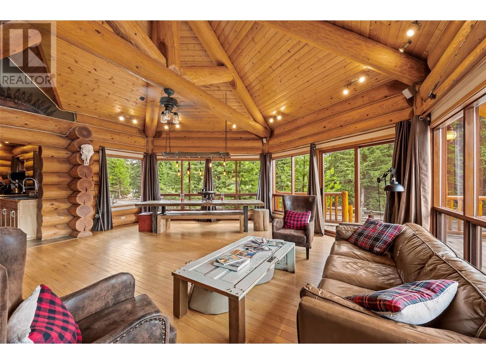 4890 Pine Ridge Way, Logan Lake, British Columbia  V0K 1W0 - Photo 11 - 10346724