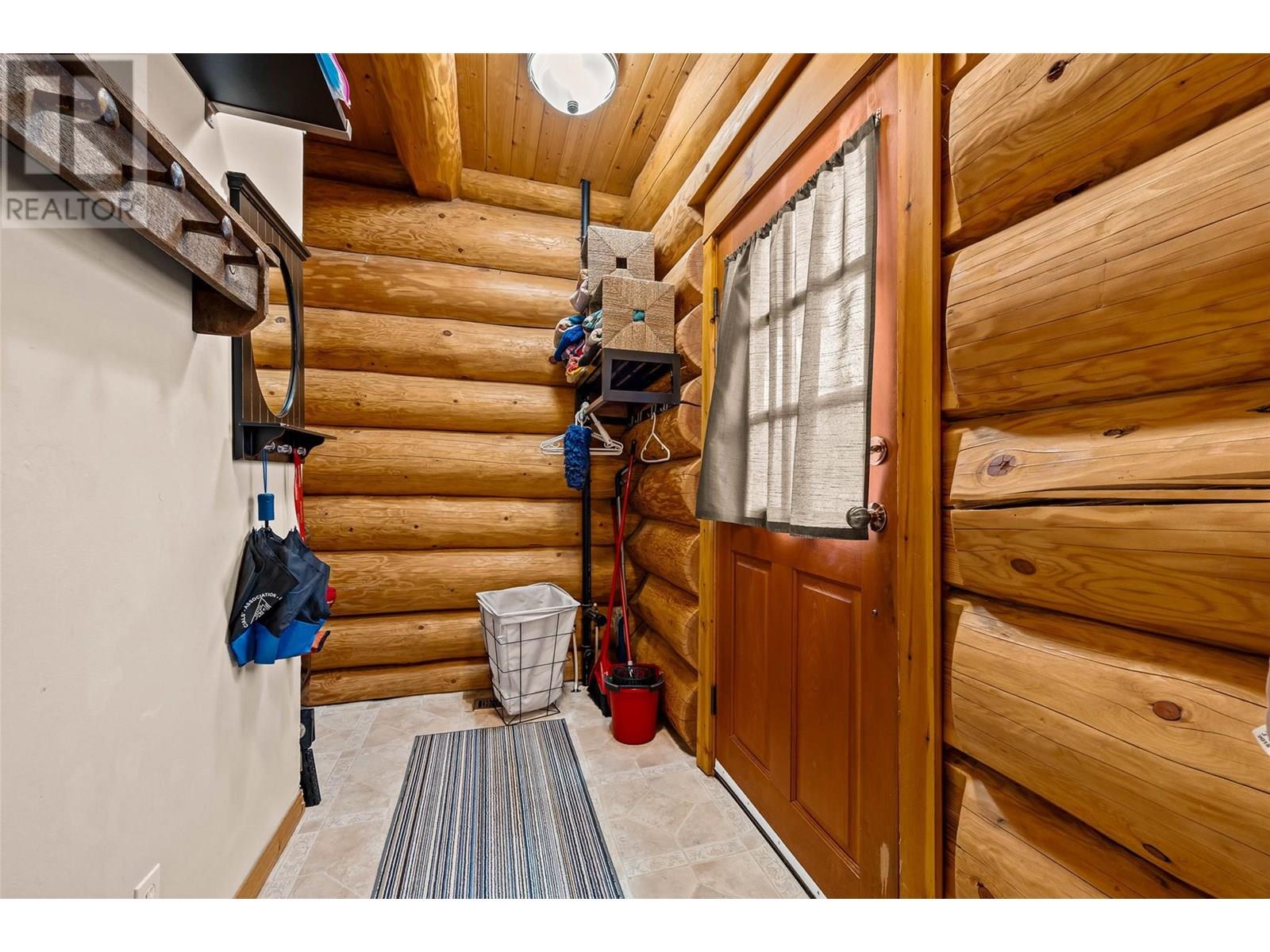 4890 Pine Ridge Way, Logan Lake, British Columbia  V0K 1W0 - Photo 13 - 10346724