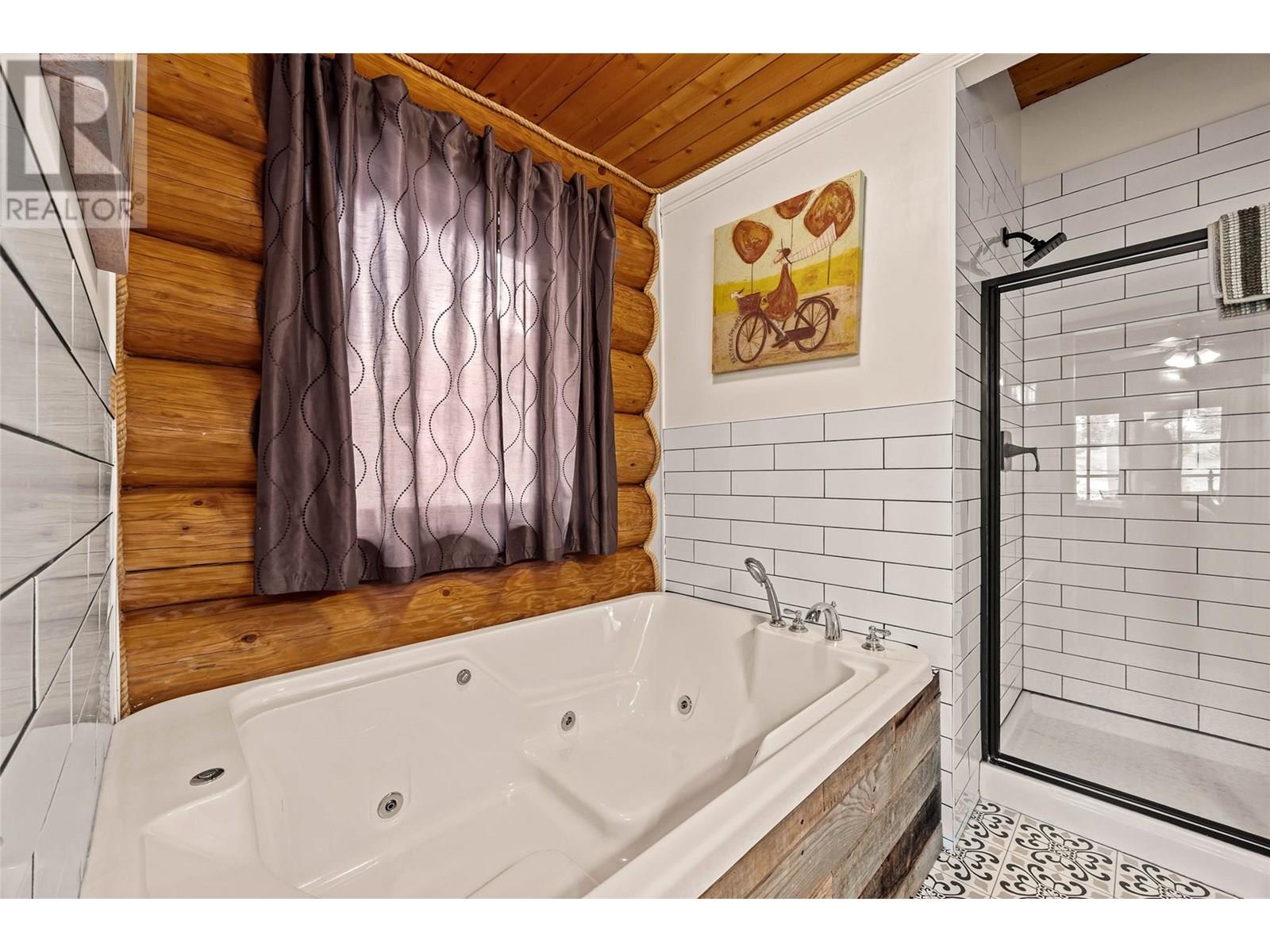 4890 Pine Ridge Way, Logan Lake, British Columbia  V0K 1W0 - Photo 19 - 10346724