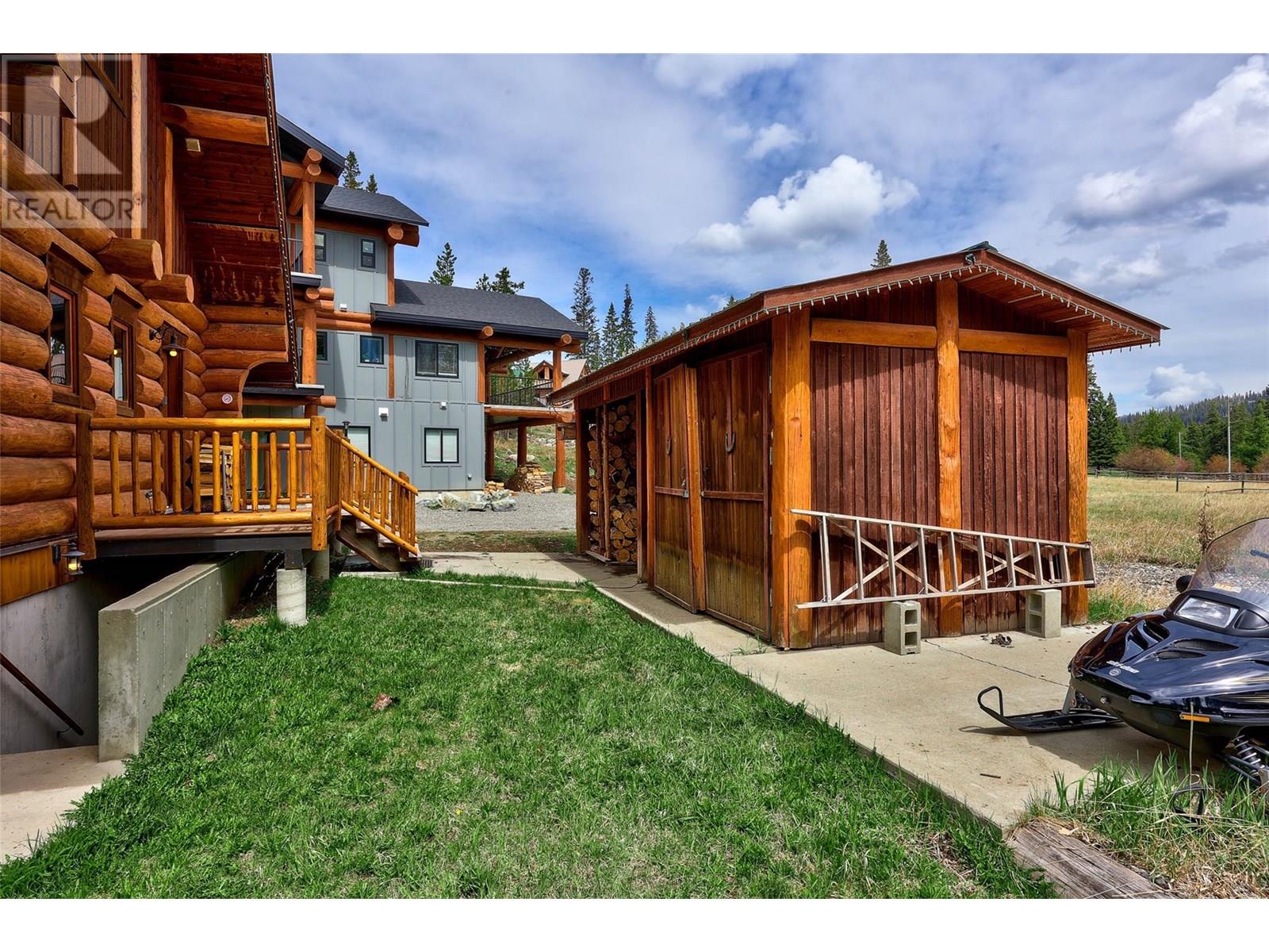 4890 Pine Ridge Way, Logan Lake, British Columbia  V0K 1W0 - Photo 41 - 10346724