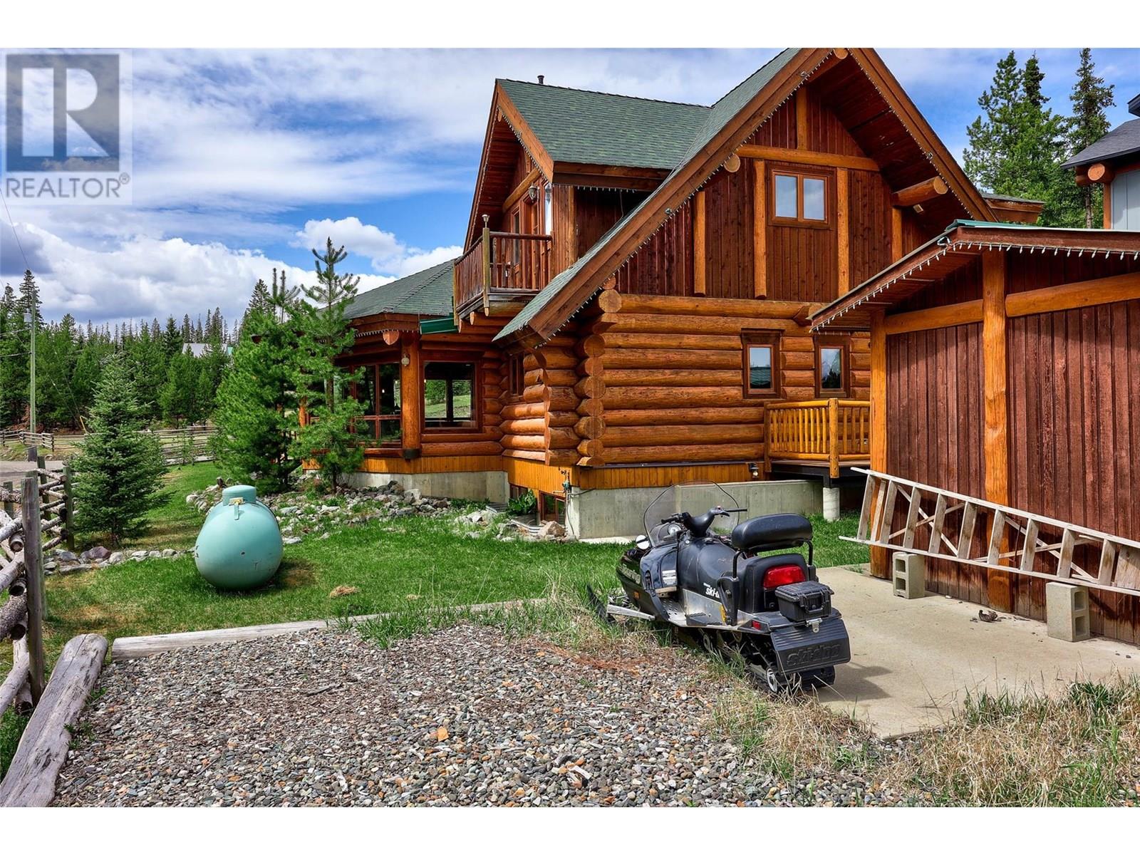 4890 Pine Ridge Way, Logan Lake, British Columbia  V0K 1W0 - Photo 42 - 10346724