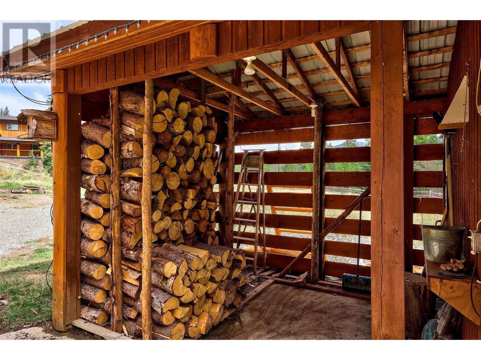 4890 Pine Ridge Way, Logan Lake, British Columbia  V0K 1W0 - Photo 43 - 10346724