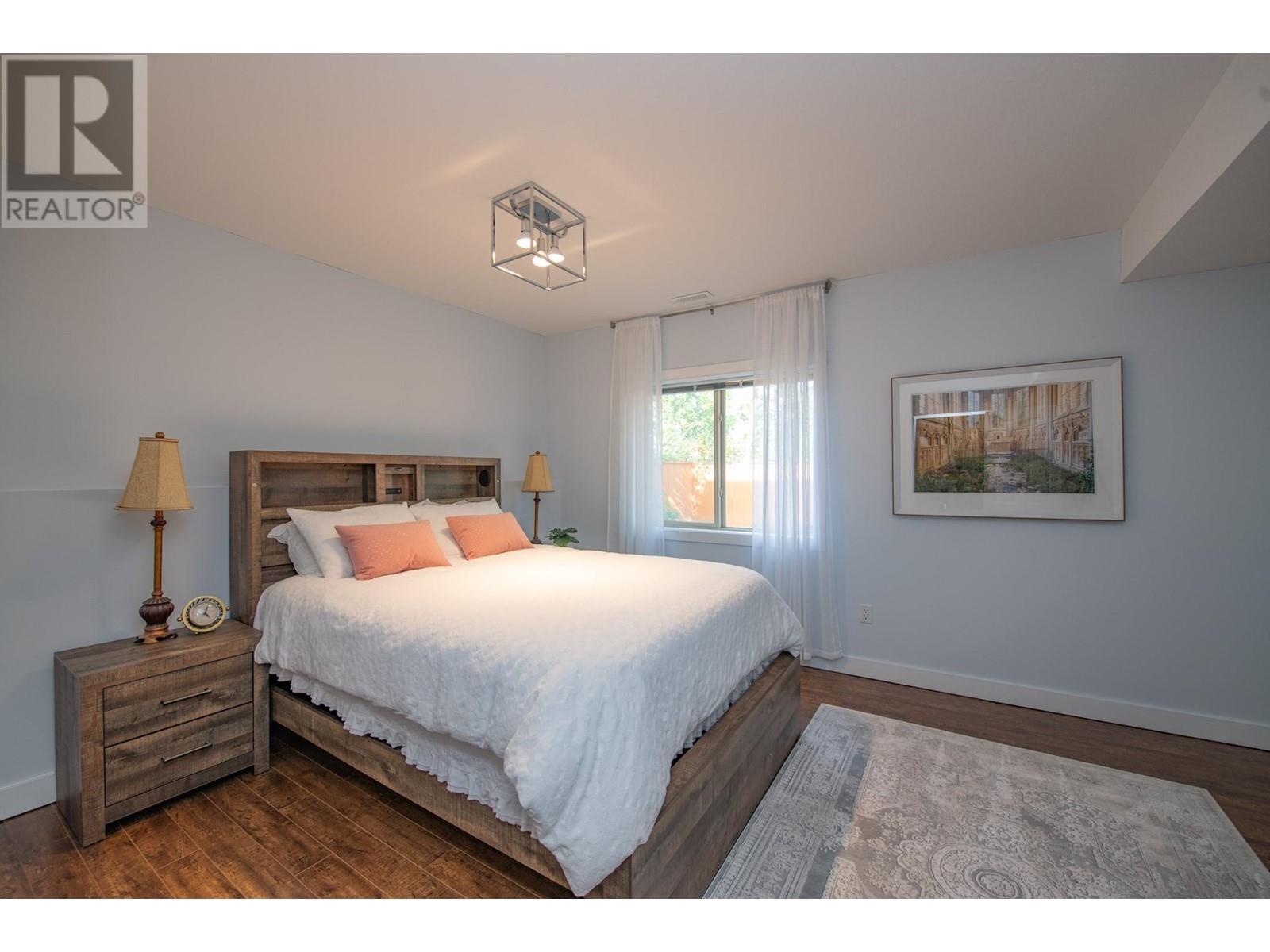 1927 Skyview Crescent, Lumby, British Columbia  V0E 2G0 - Photo 19 - 10347096