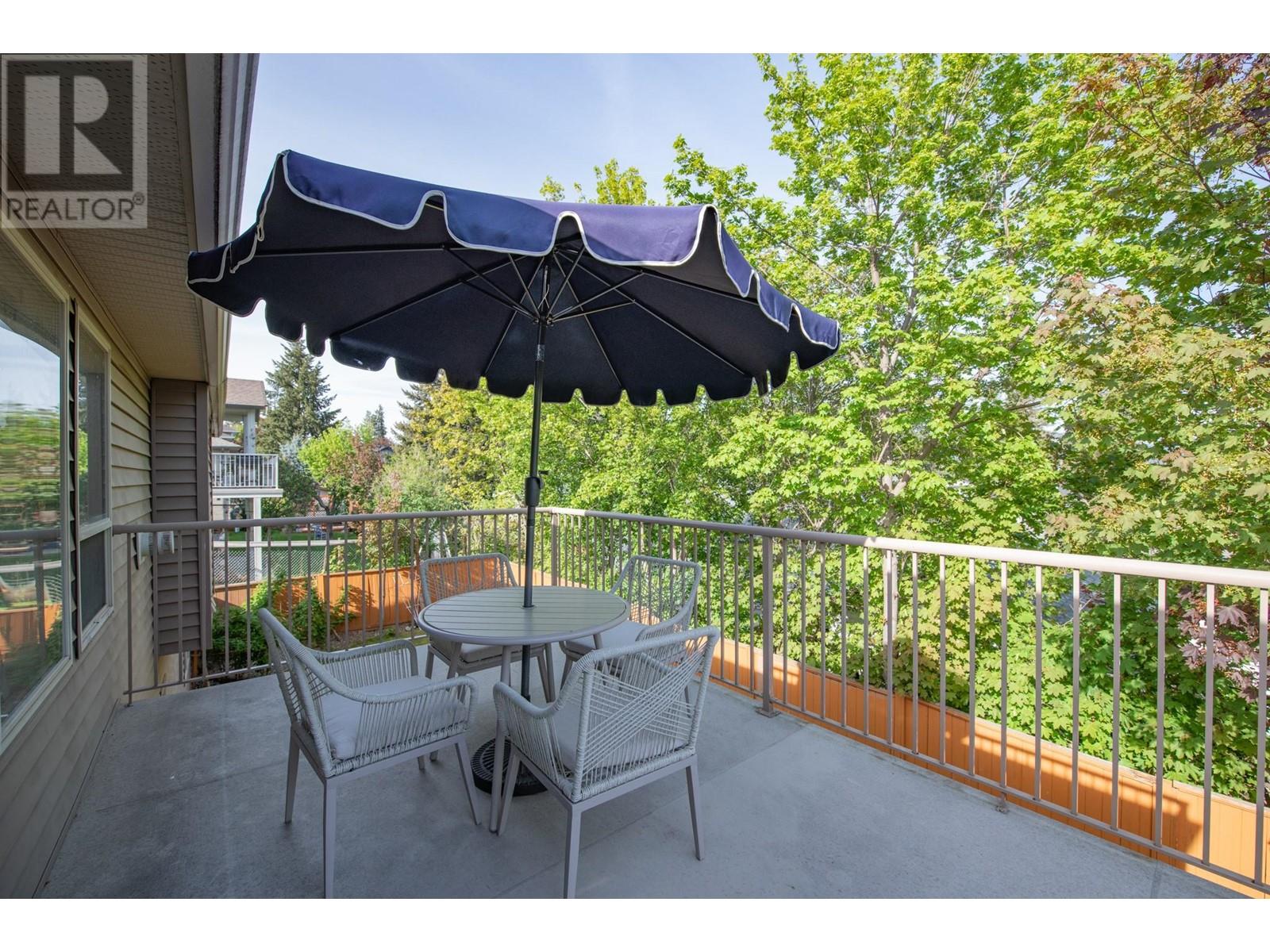 1927 Skyview Crescent, Lumby, British Columbia  V0E 2G0 - Photo 2 - 10347096