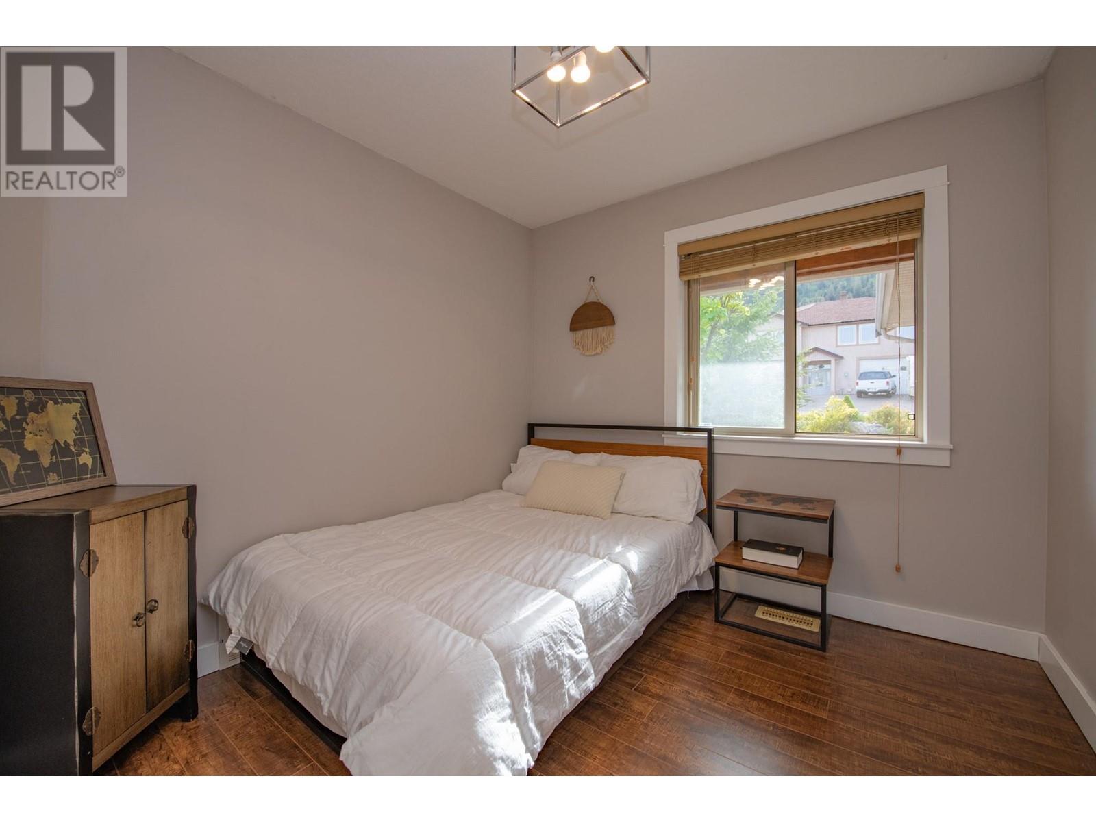 1927 Skyview Crescent, Lumby, British Columbia  V0E 2G0 - Photo 22 - 10347096