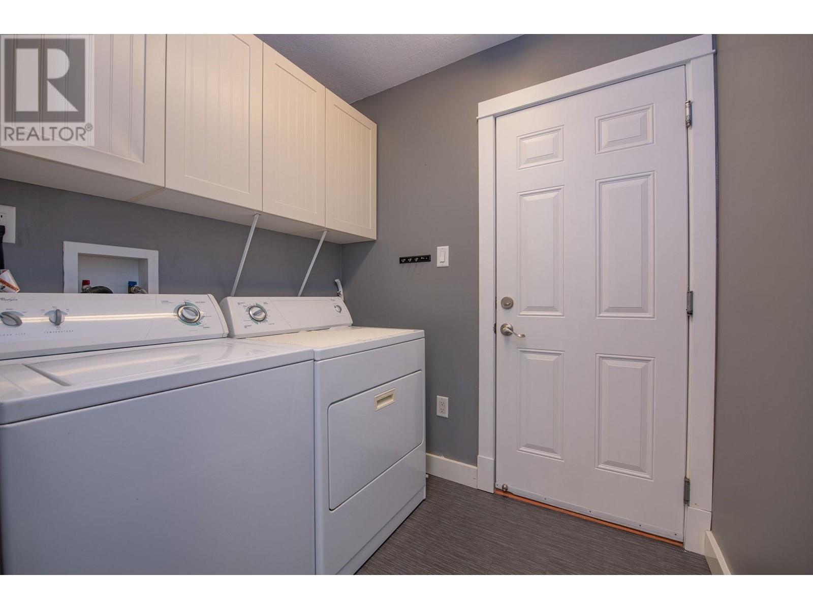 1927 Skyview Crescent, Lumby, British Columbia  V0E 2G0 - Photo 24 - 10347096