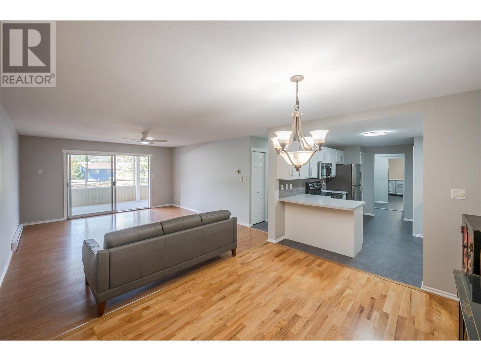 272 Green Avenue W Unit# 208, Penticton, British Columbia  V2A 3T2 - Photo 12 - 10348028