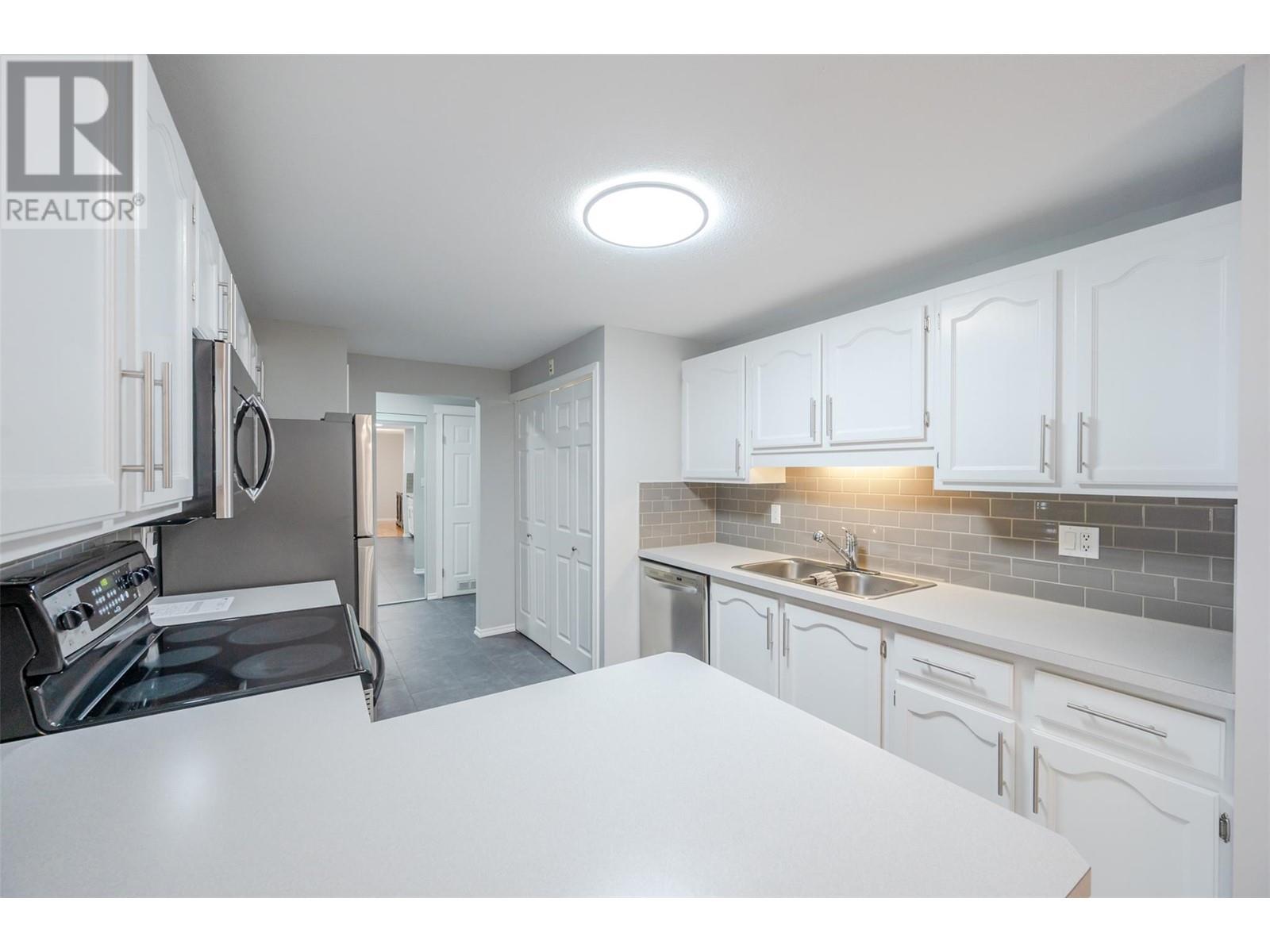272 Green Avenue W Unit# 208, Penticton, British Columbia  V2A 3T2 - Photo 14 - 10348028