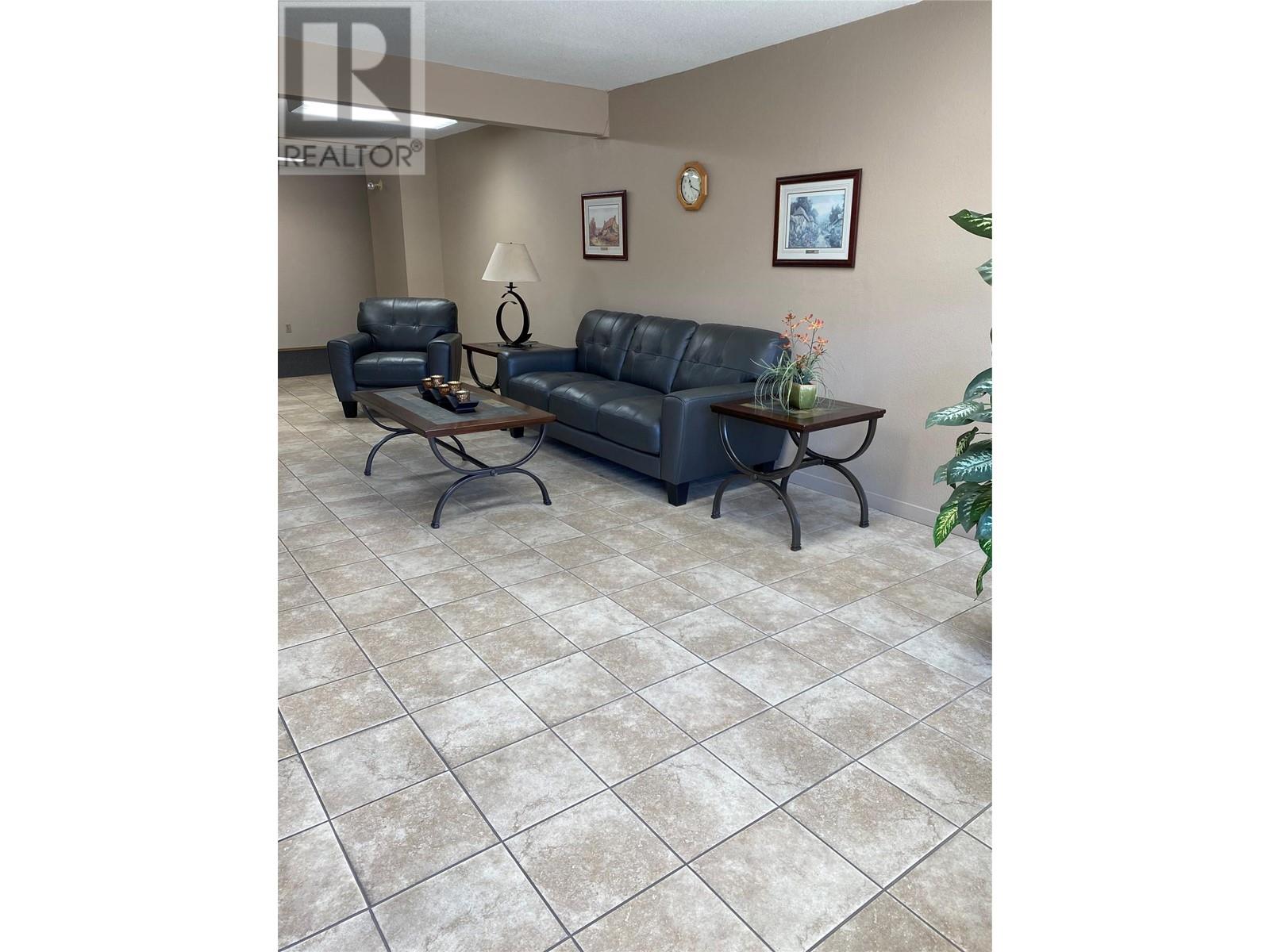 272 Green Avenue W Unit# 208, Penticton, British Columbia  V2A 3T2 - Photo 31 - 10348028