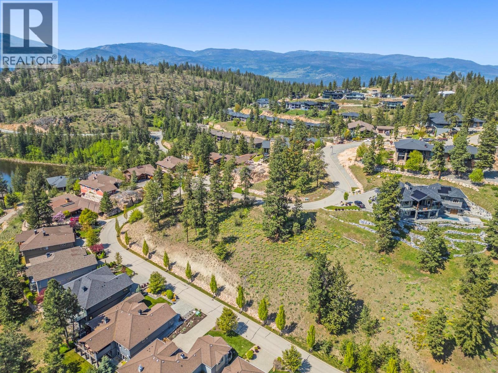 501 Vardon Lane, Vernon, British Columbia  V1H 1Y4 - Photo 5 - 10346265