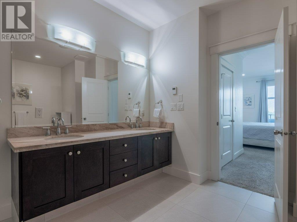 4216 Golf Course Drive, Osoyoos, British Columbia  V0H 1V4 - Photo 15 - 10348032