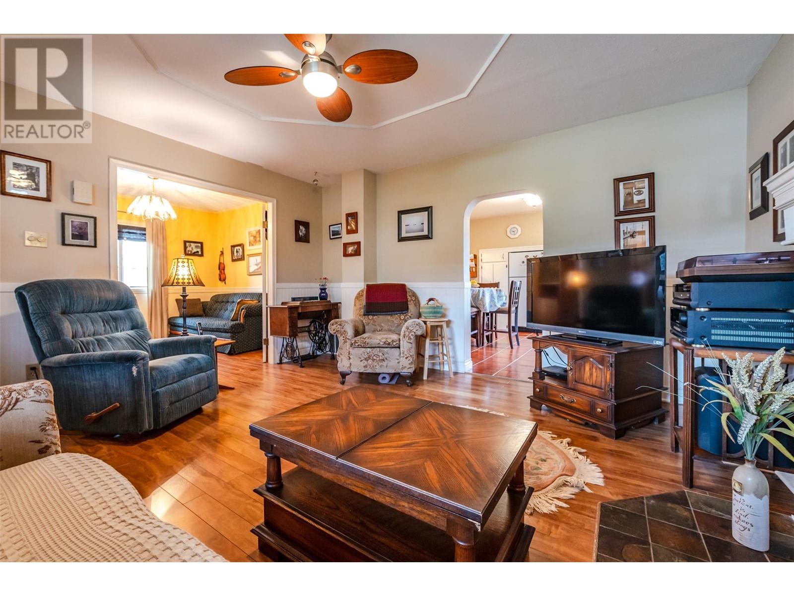 739 Government Street, Penticton, British Columbia  V2A 4T5 - Photo 7 - 10347891