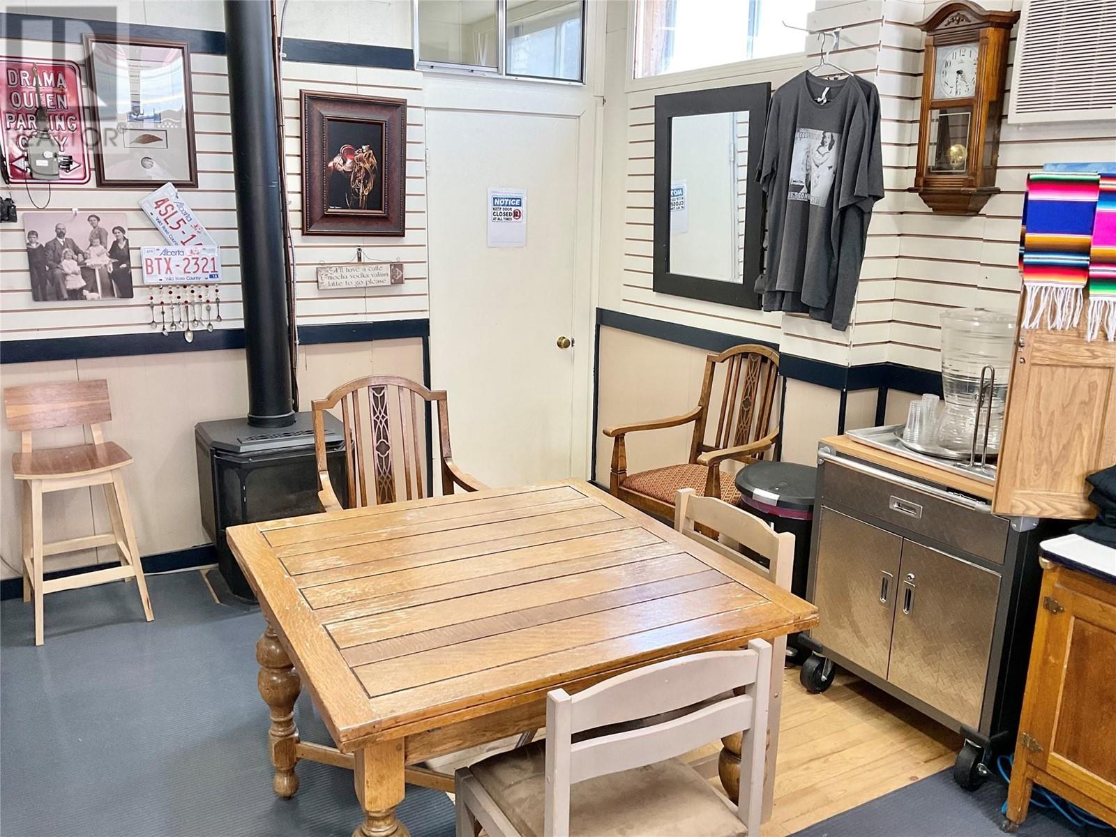 318 Copper Avenue S, Greenwood, British Columbia  V0H 1J0 - Photo 10 - 10348096