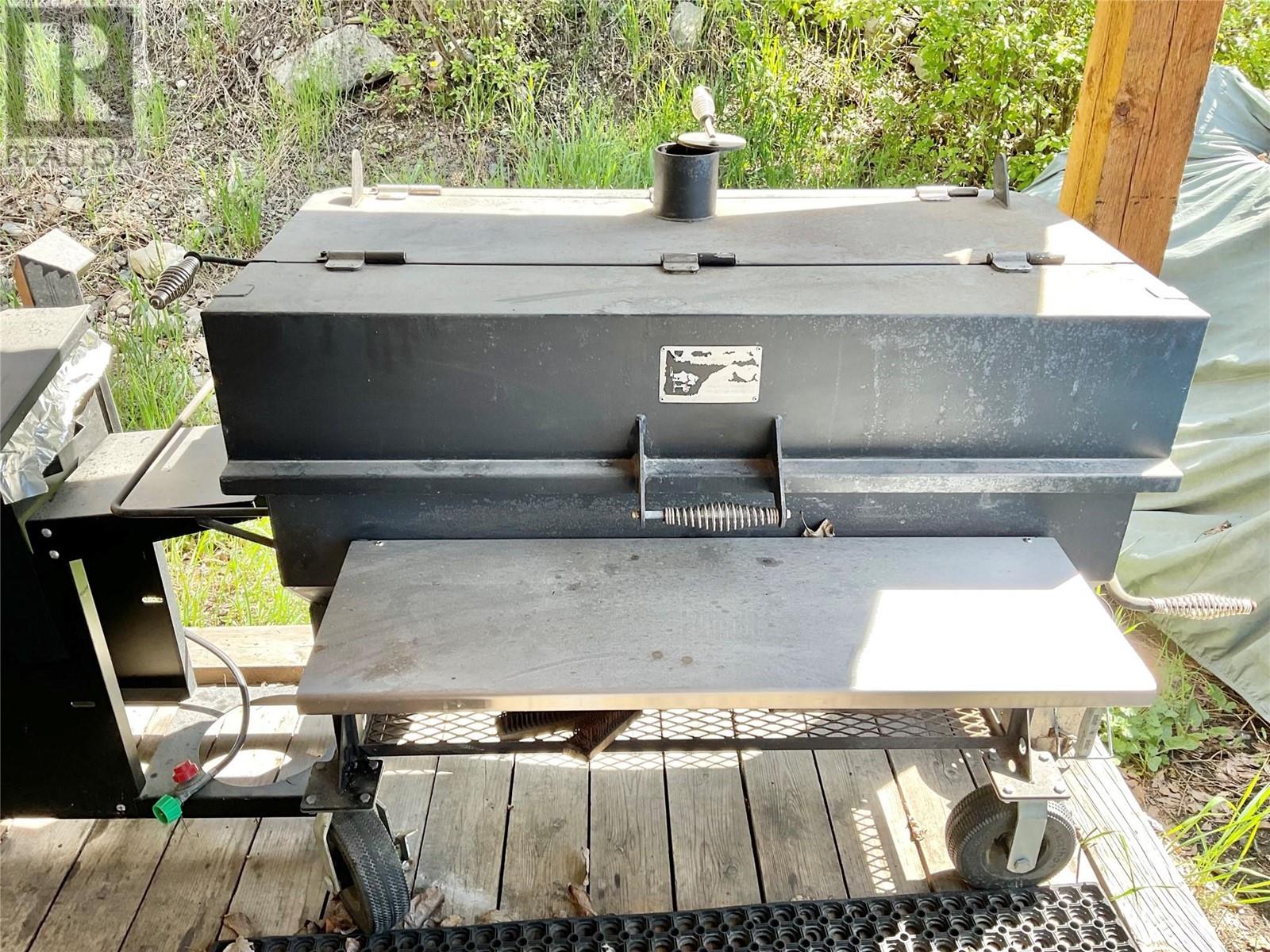 318 Copper Avenue S, Greenwood, British Columbia  V0H 1J0 - Photo 5 - 10348096