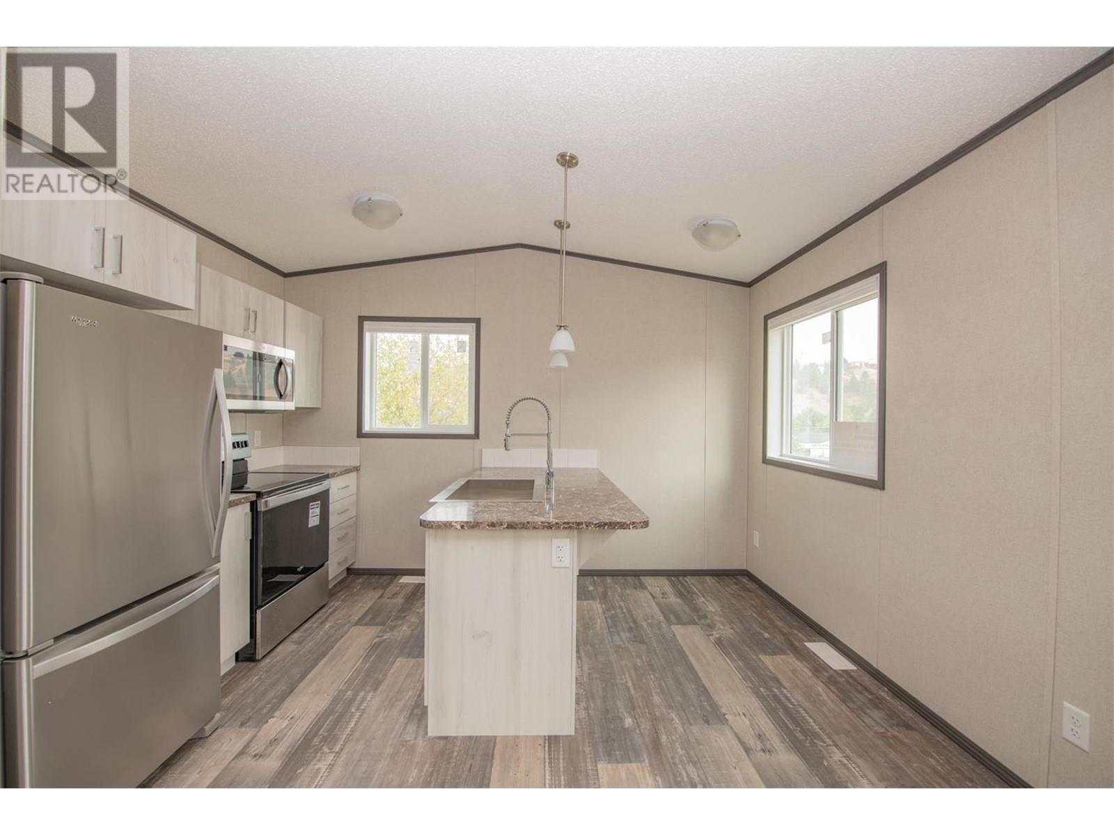 15401 Kalamalka Road Unit# 151, Vernon, British Columbia  V1B 2B3 - Photo 9 - 10348130