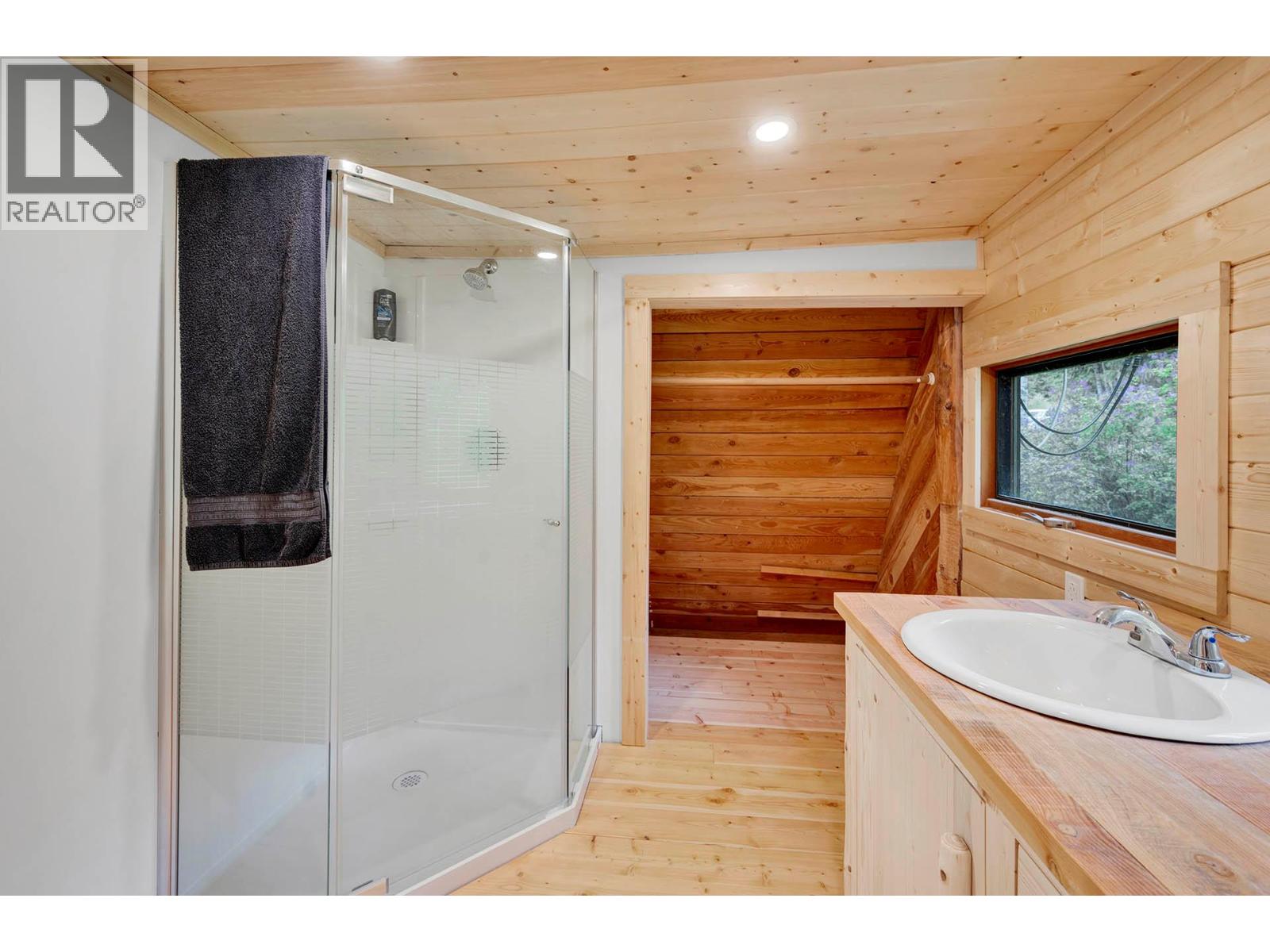 789 Candle Creek Road, Clearwater, British Columbia  V0E 1N2 - Photo 18 - 10347876