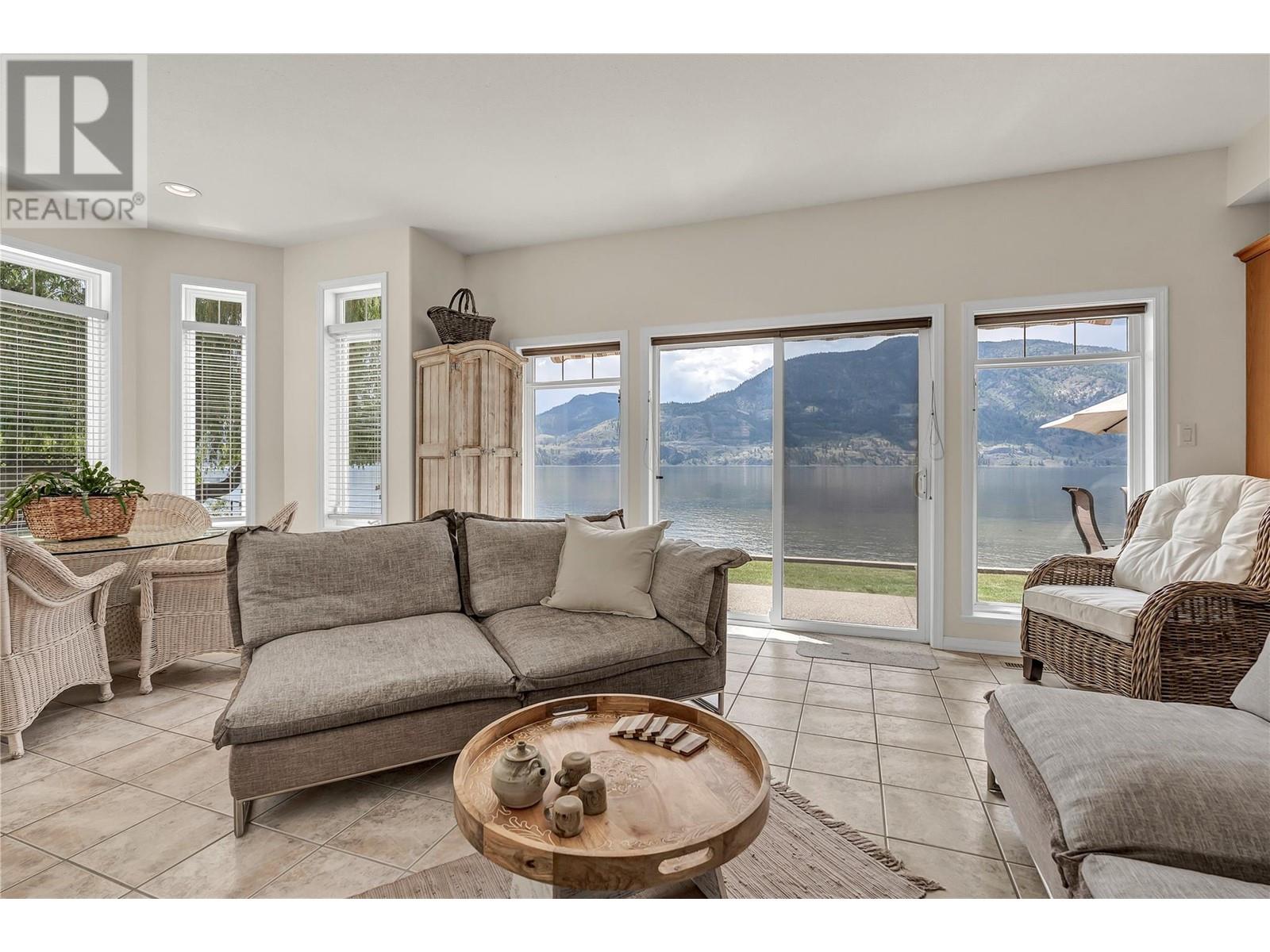 4597 Lakeside Road, Penticton, British Columbia  V2A 8W4 - Photo 16 - 10348194