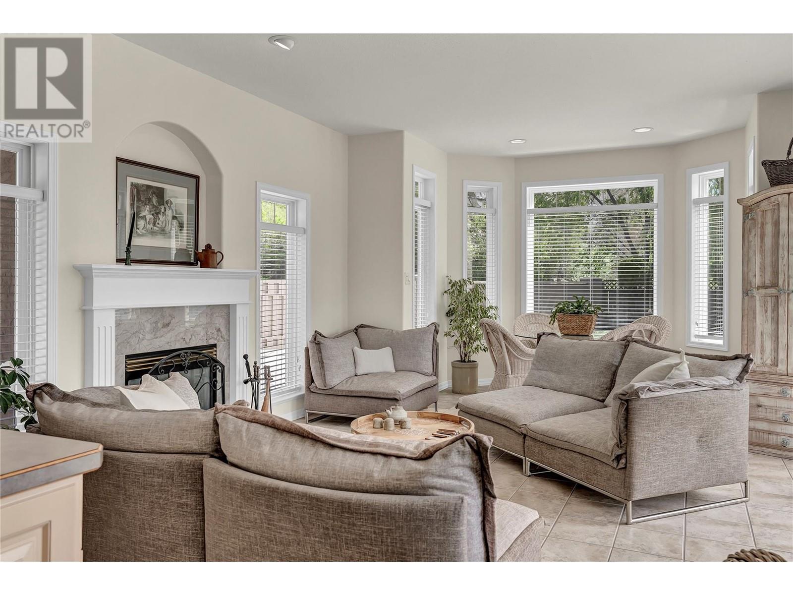 4597 Lakeside Road, Penticton, British Columbia  V2A 8W4 - Photo 25 - 10348194