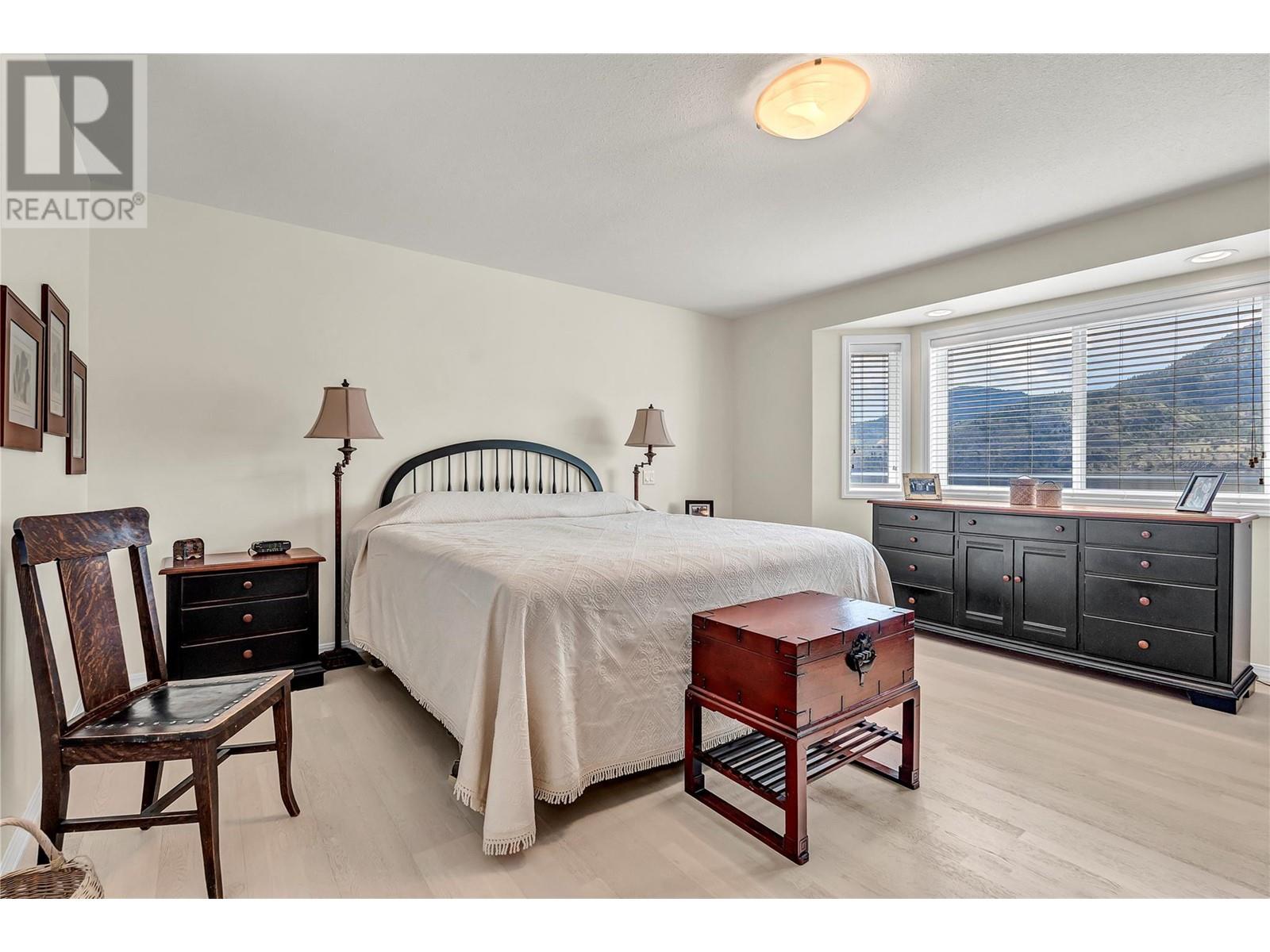 4597 Lakeside Road, Penticton, British Columbia  V2A 8W4 - Photo 31 - 10348194