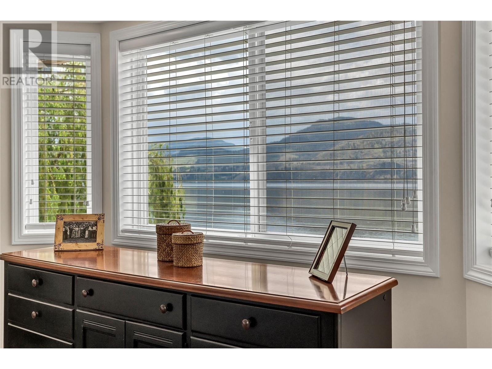 4597 Lakeside Road, Penticton, British Columbia  V2A 8W4 - Photo 34 - 10348194