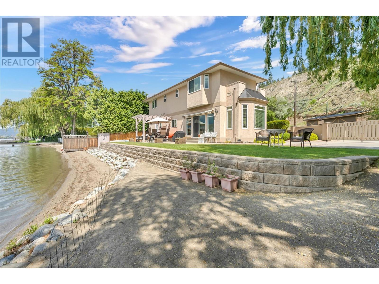 4597 Lakeside Road, Penticton, British Columbia  V2A 8W4 - Photo 6 - 10348194