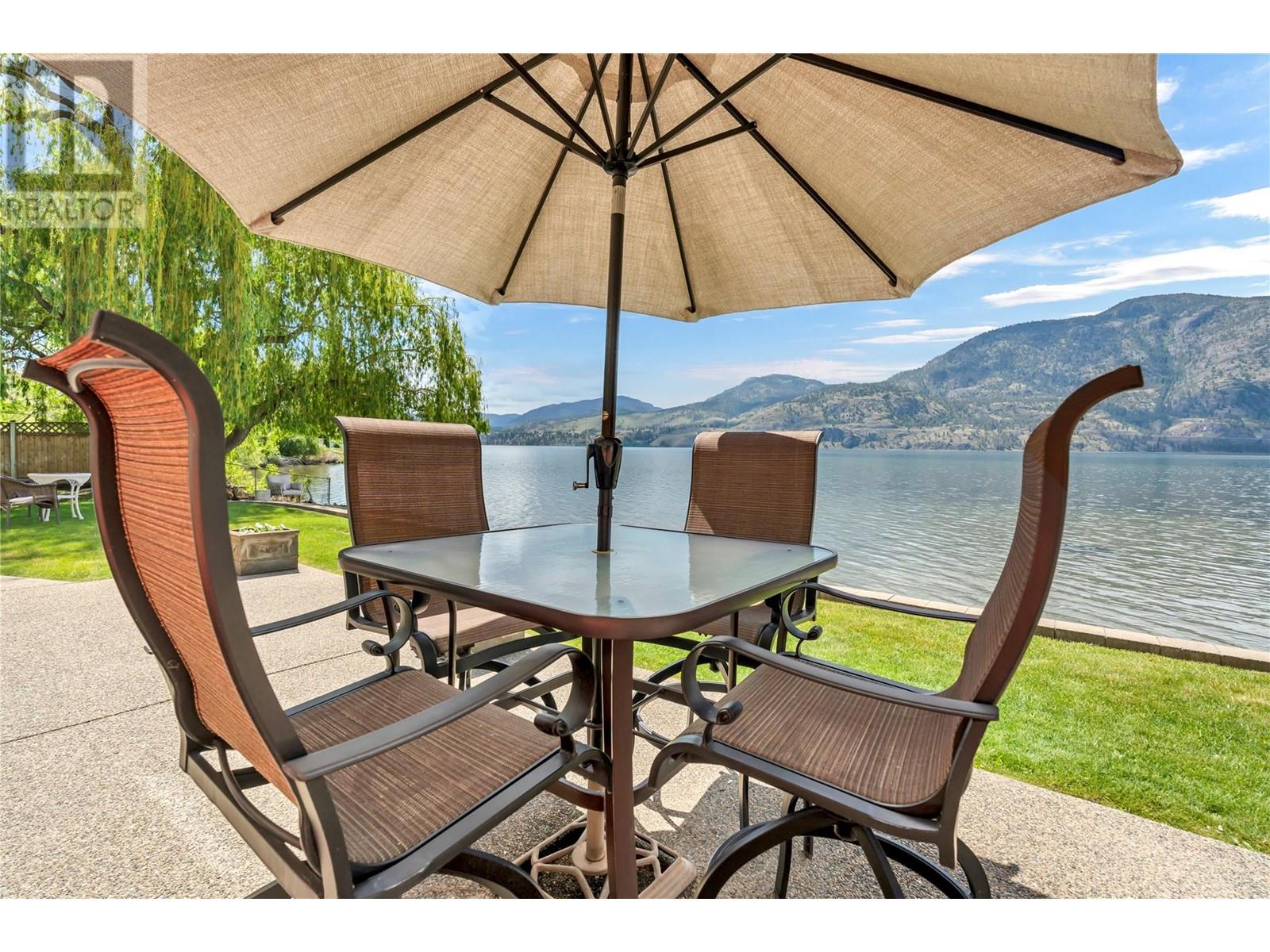 4597 Lakeside Road, Penticton, British Columbia  V2A 8W4 - Photo 9 - 10348194