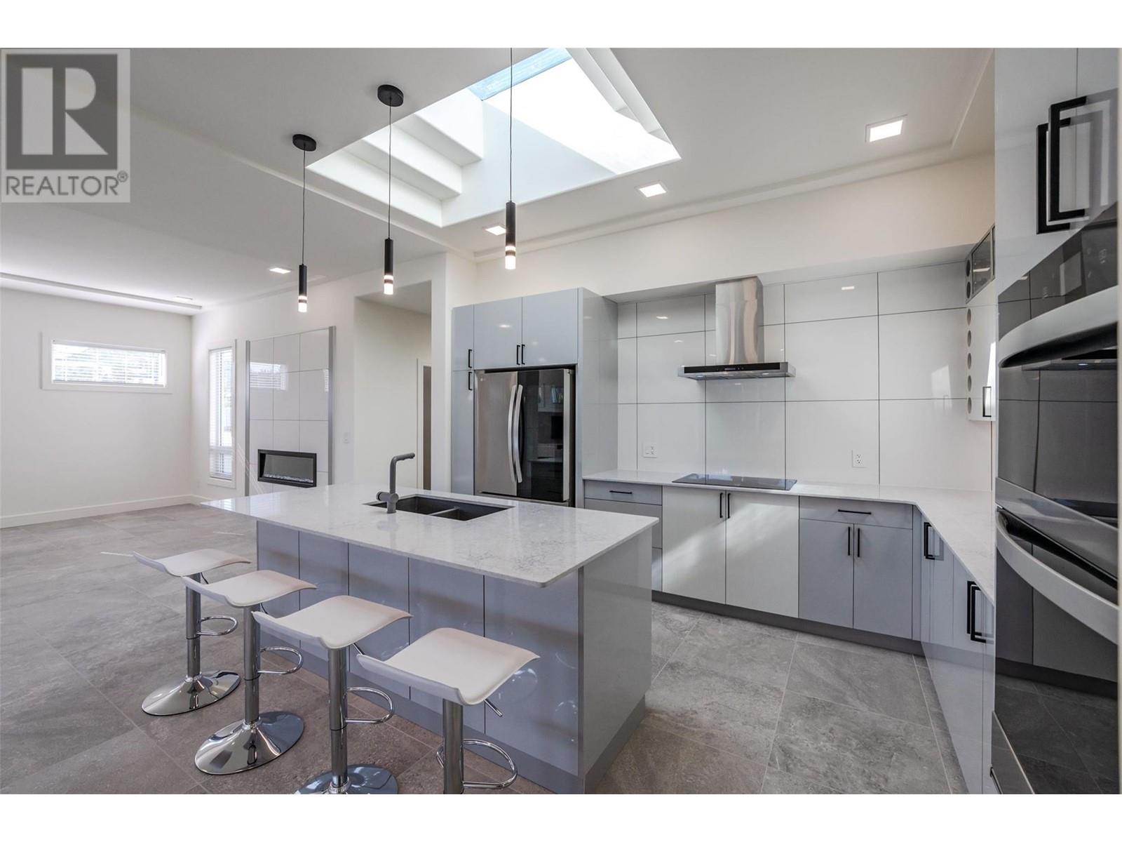 1723 Treffry Place, Summerland, British Columbia  V0H 1Z9 - Photo 14 - 10348215