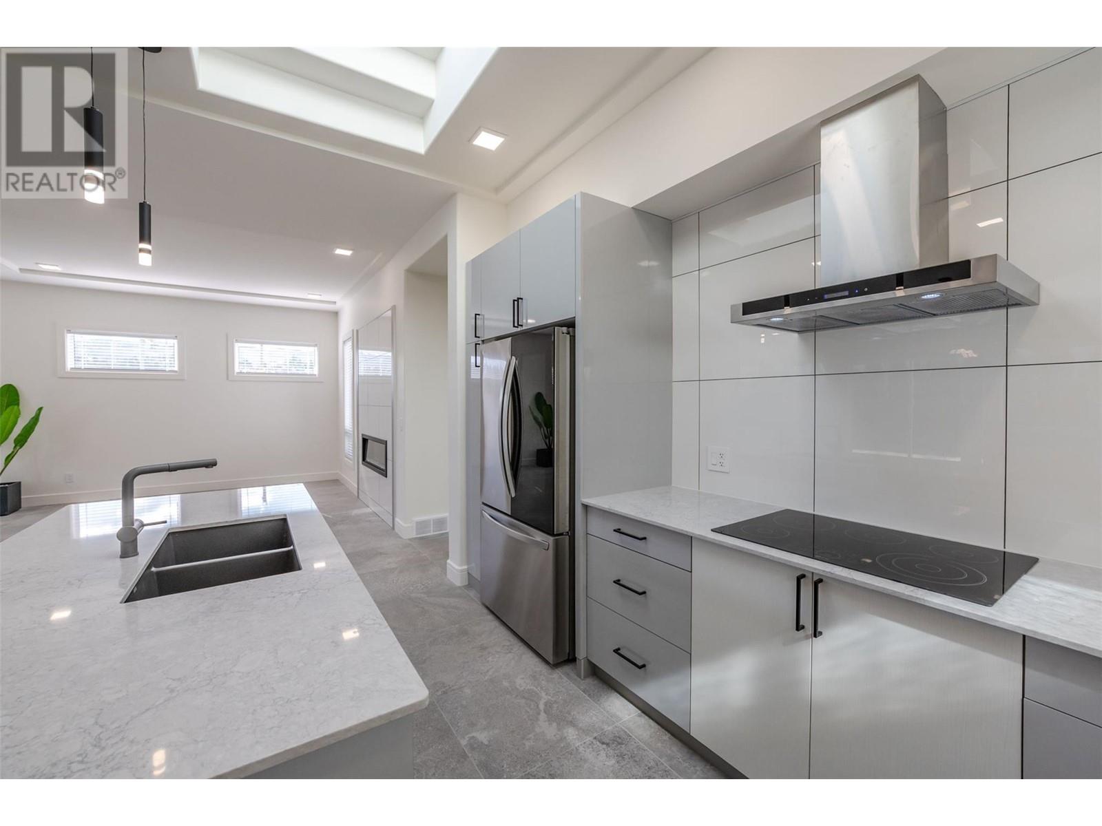 1723 Treffry Place, Summerland, British Columbia  V0H 1Z9 - Photo 15 - 10348215