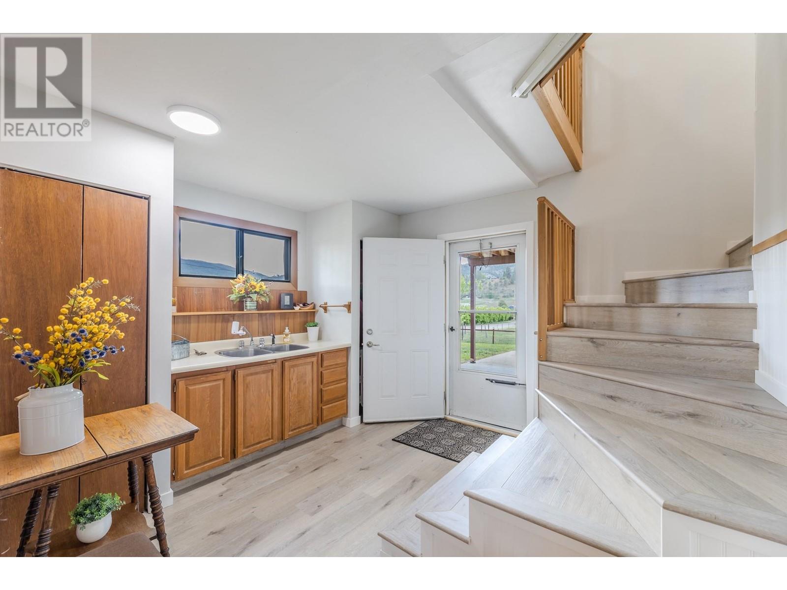7515 Hillborn Street, Summerland, British Columbia  V0H 1Z7 - Photo 22 - 10348148