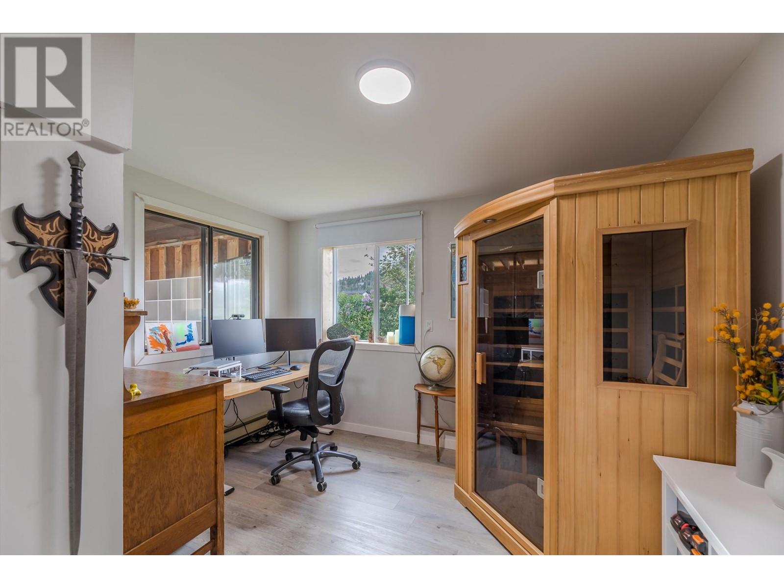 7515 Hillborn Street, Summerland, British Columbia  V0H 1Z7 - Photo 25 - 10348148