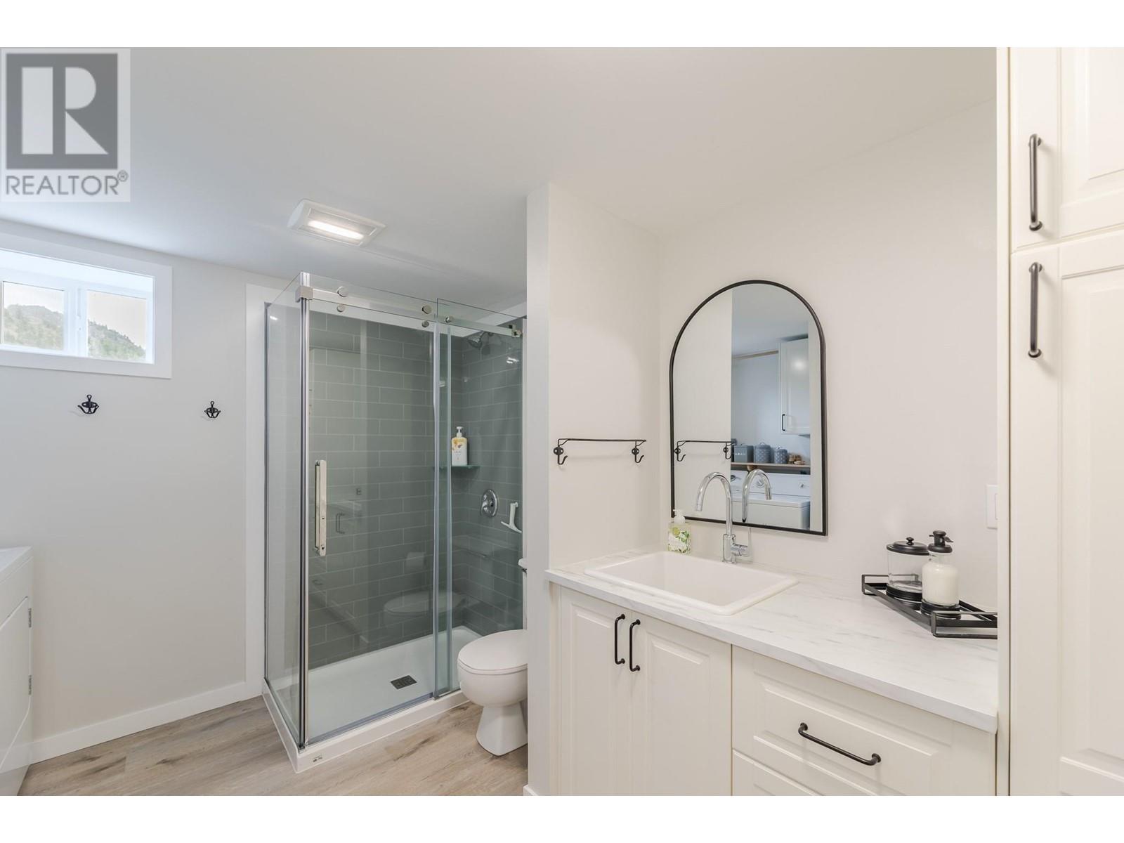 7515 Hillborn Street, Summerland, British Columbia  V0H 1Z7 - Photo 30 - 10348148